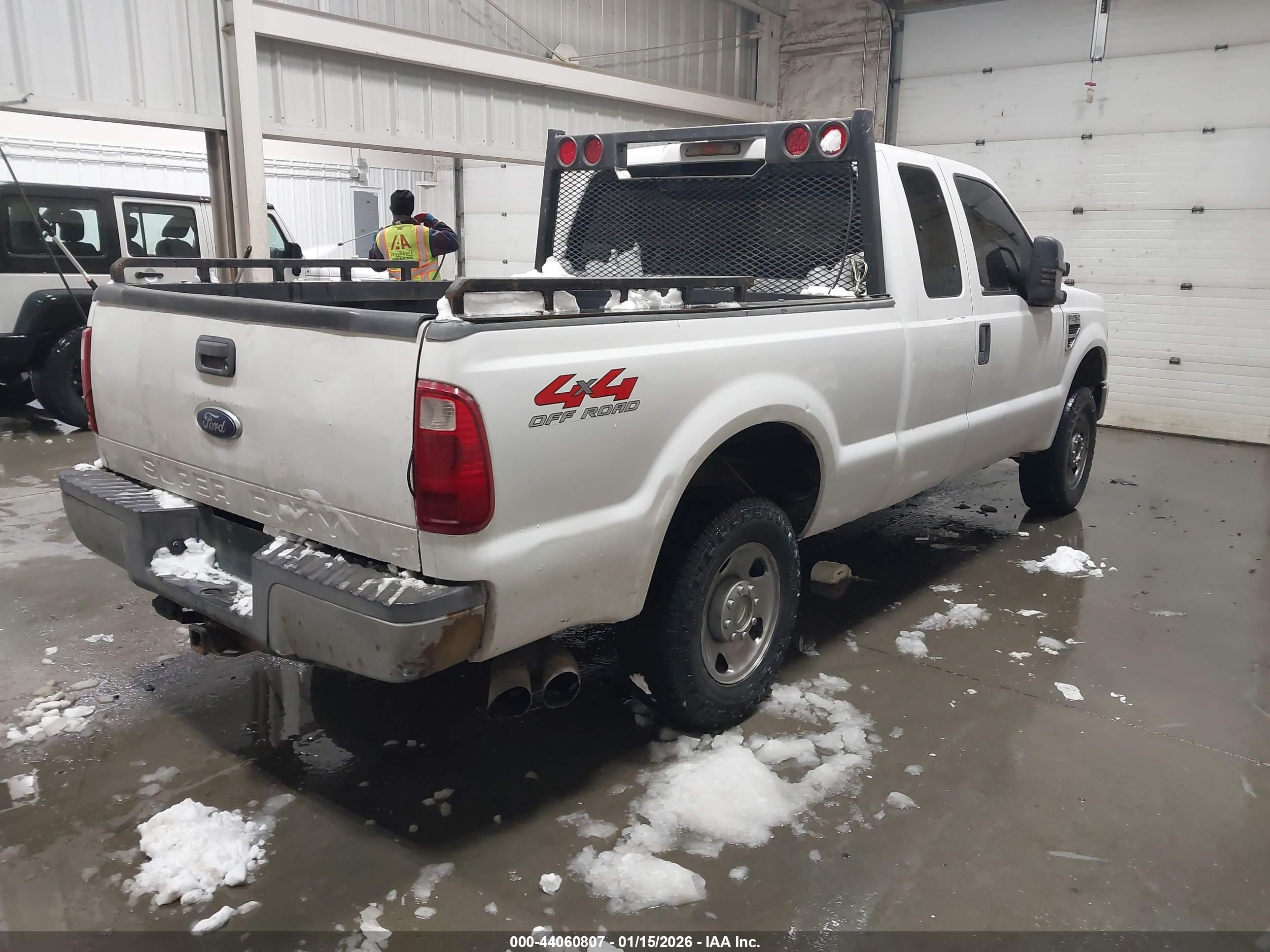 FORD F-250 image 4