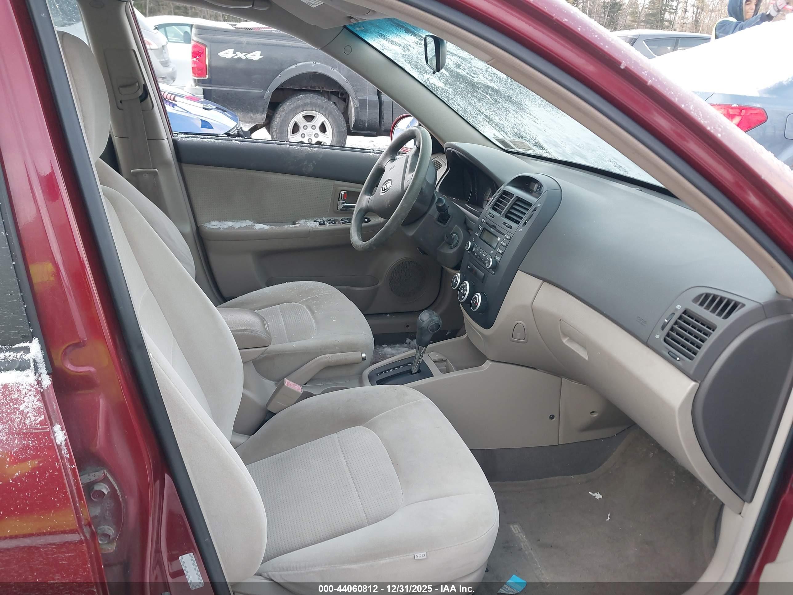 KIA SPECTRA image 5