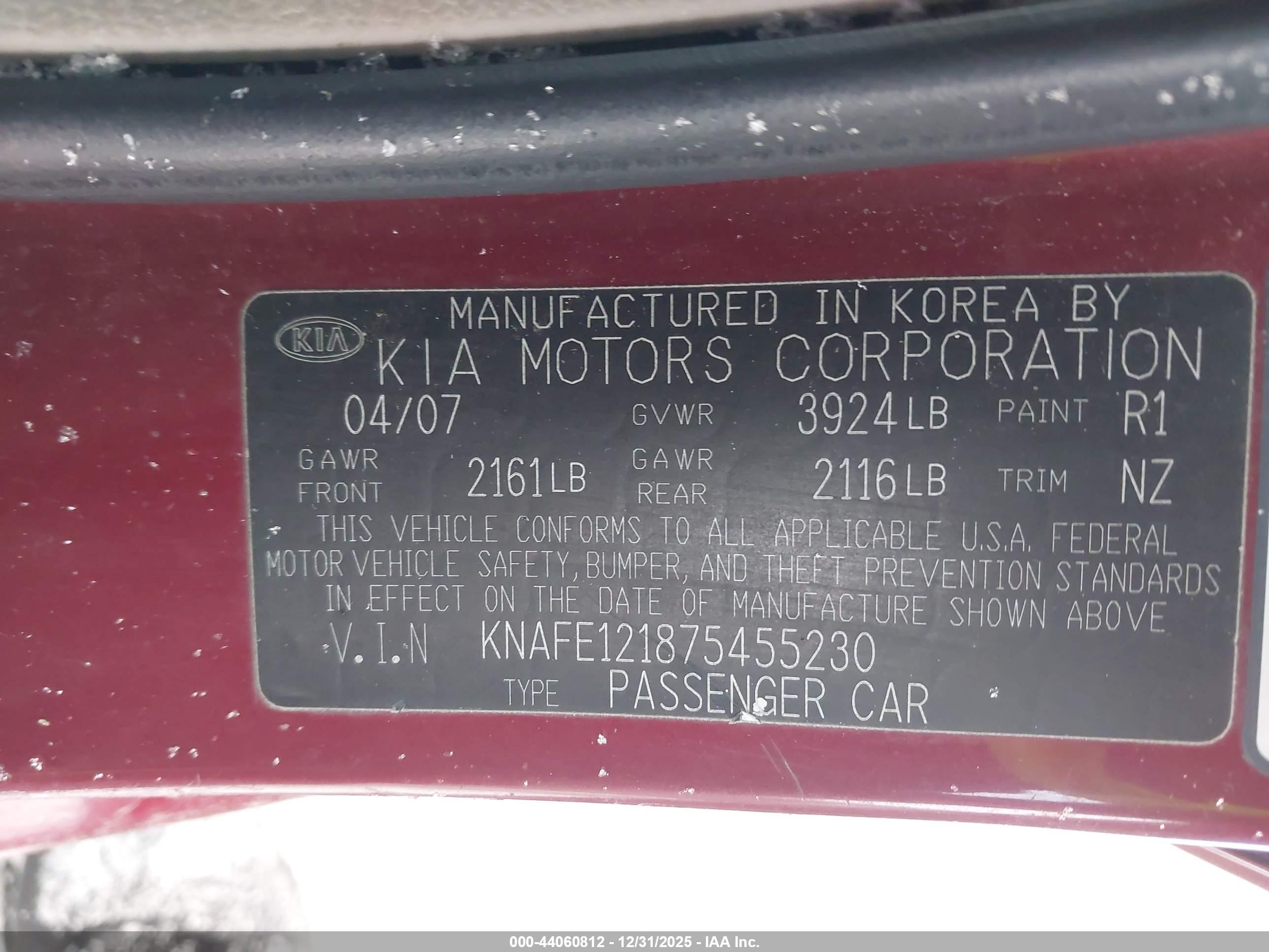 KIA SPECTRA image 9