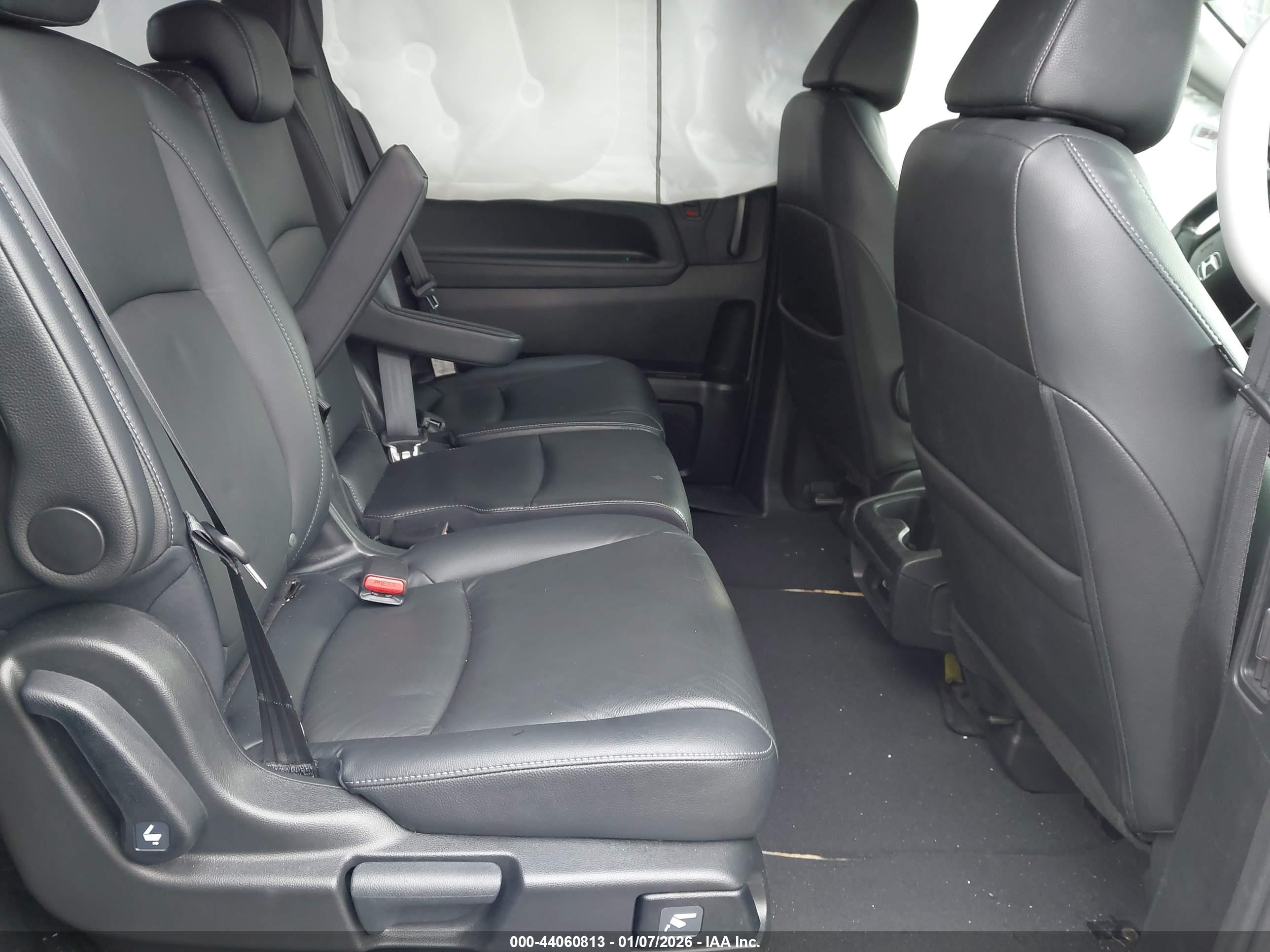 HONDA ODYSSEY image 8