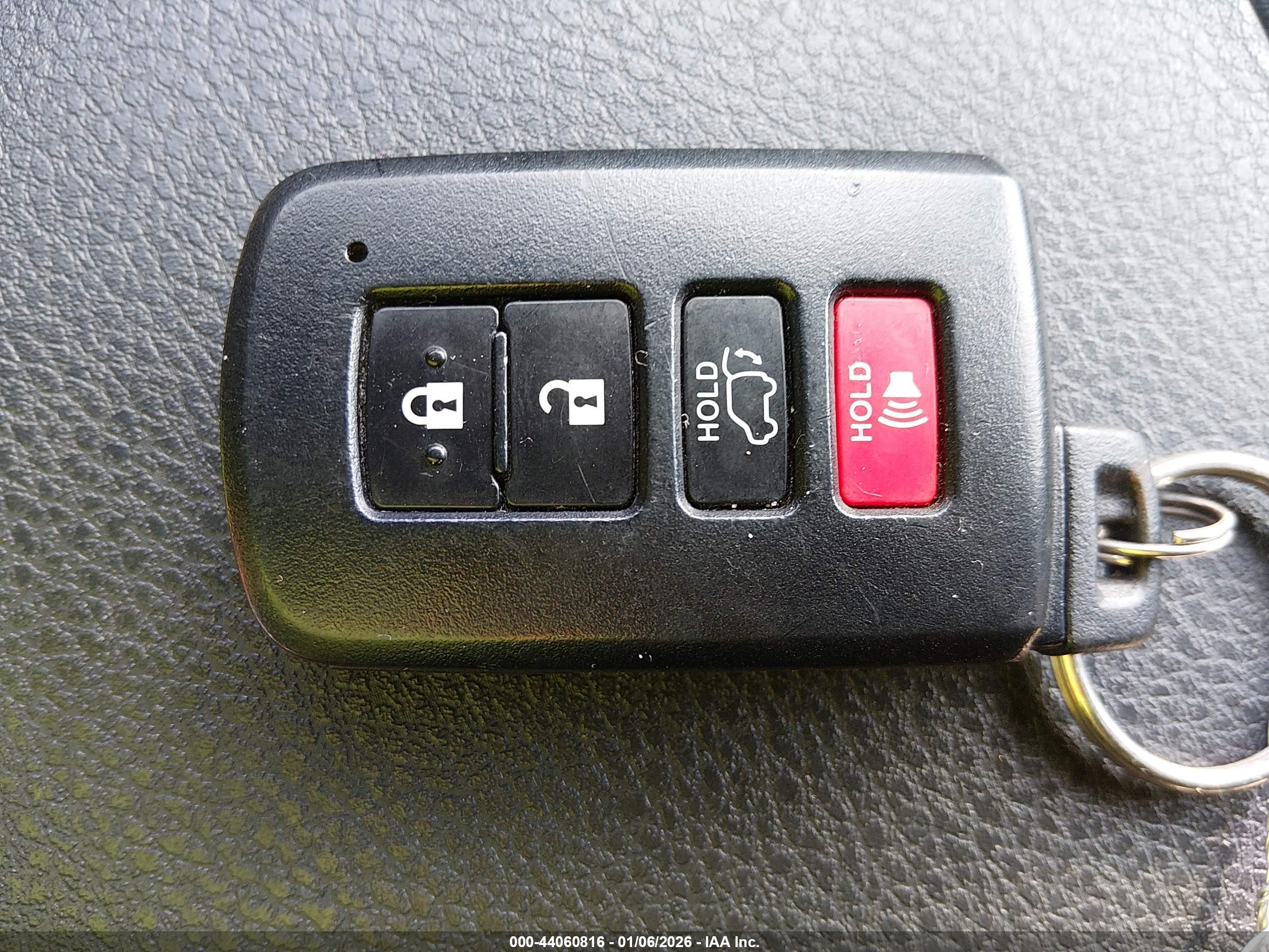 TOYOTA HIGHLANDER image 11