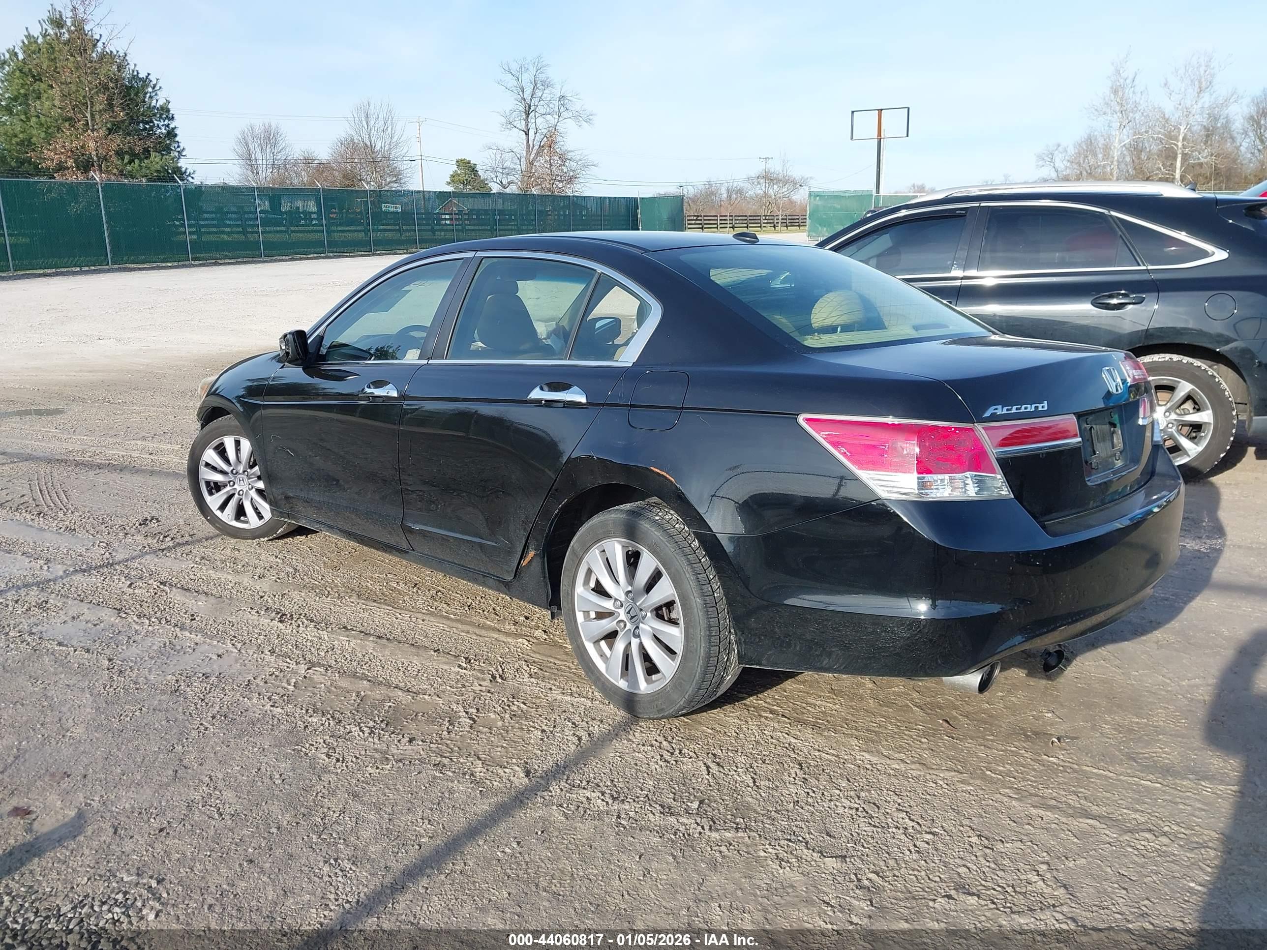 HONDA ACCORD image 3