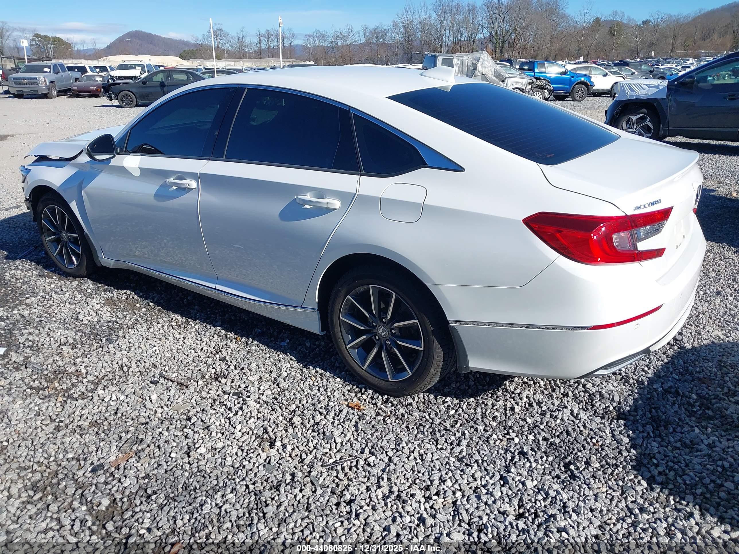 HONDA ACCORD image 3