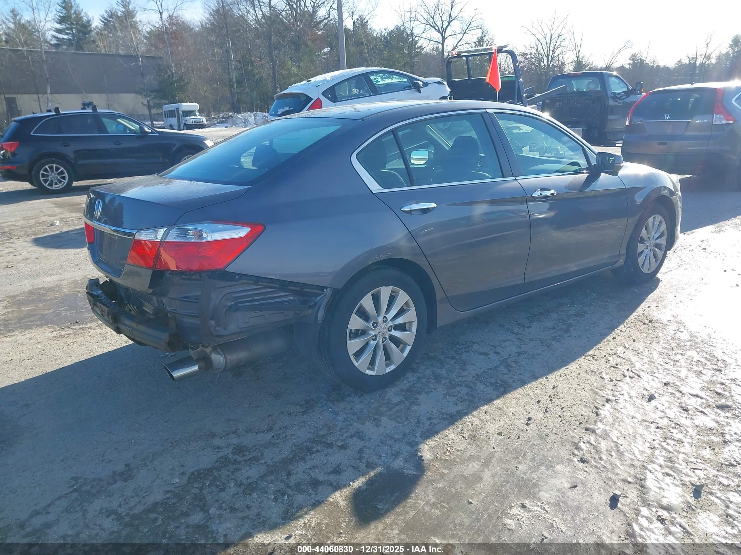 HONDA ACCORD image 4
