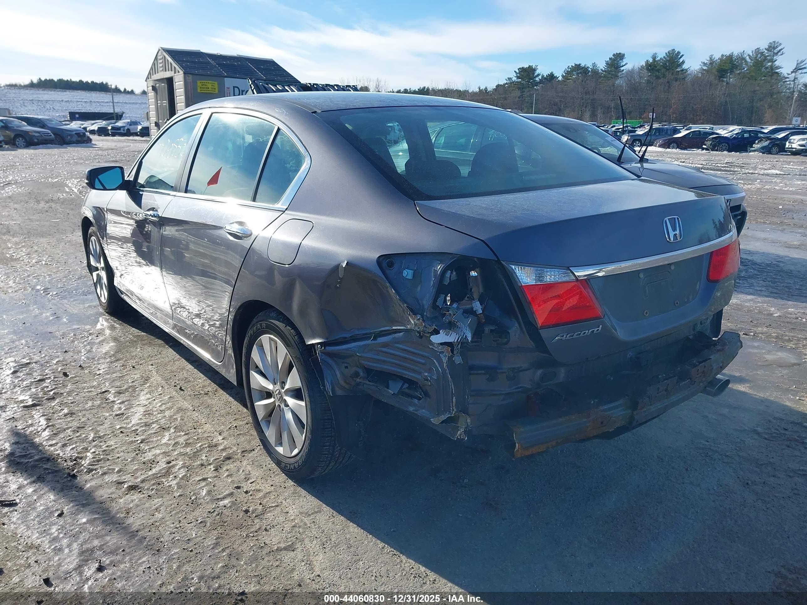 HONDA ACCORD image 6