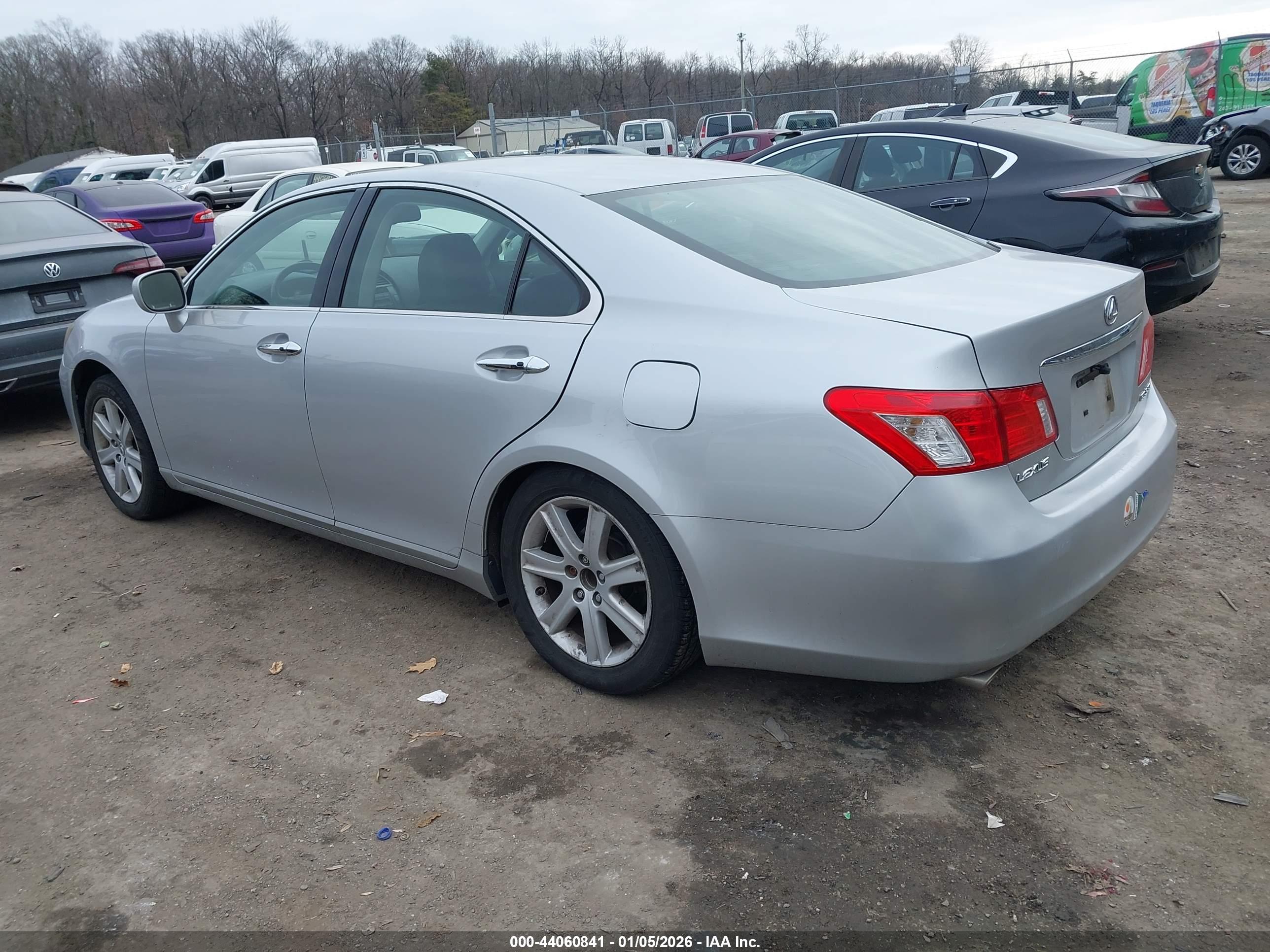 LEXUS ES image 3