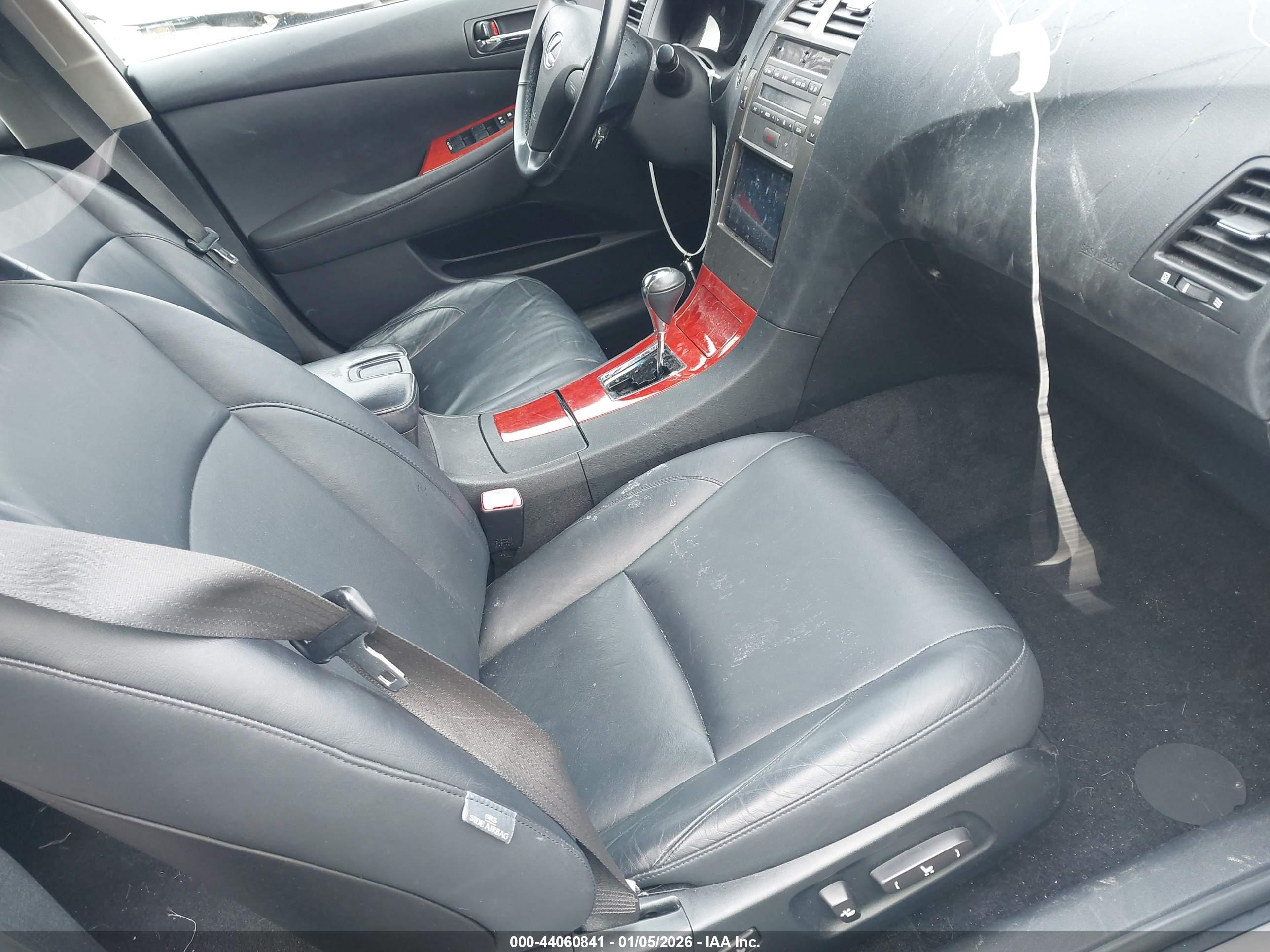 LEXUS ES image 5