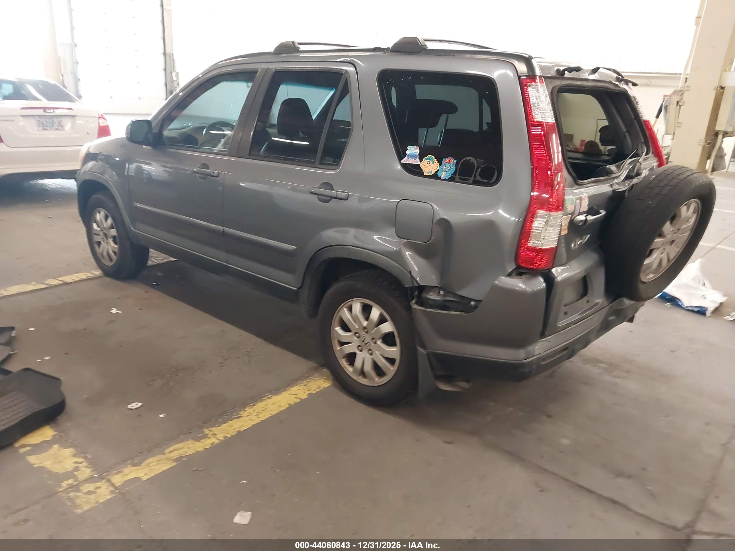 HONDA CR-V image 3