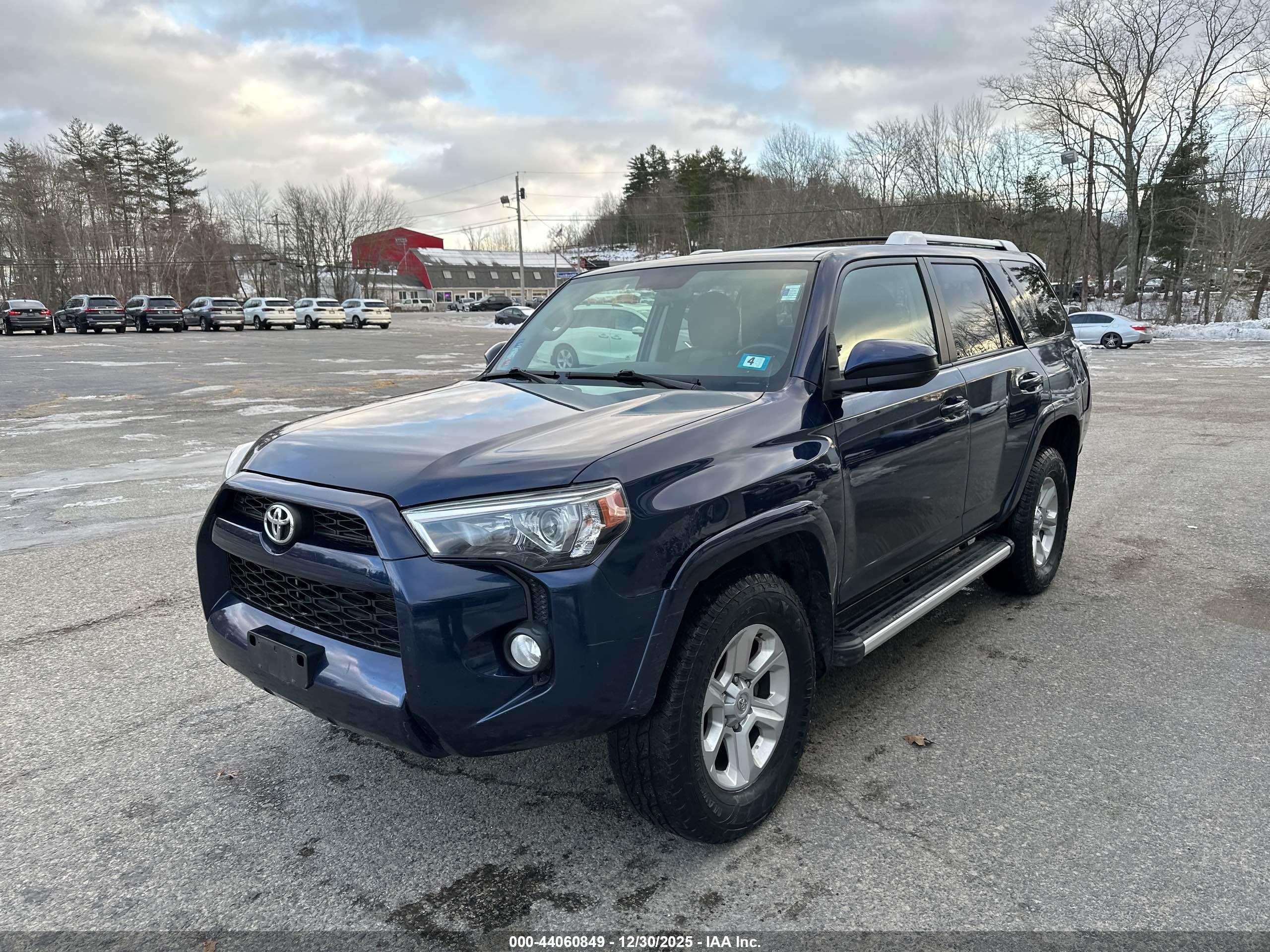 TOYOTA 4RUNNER image 2