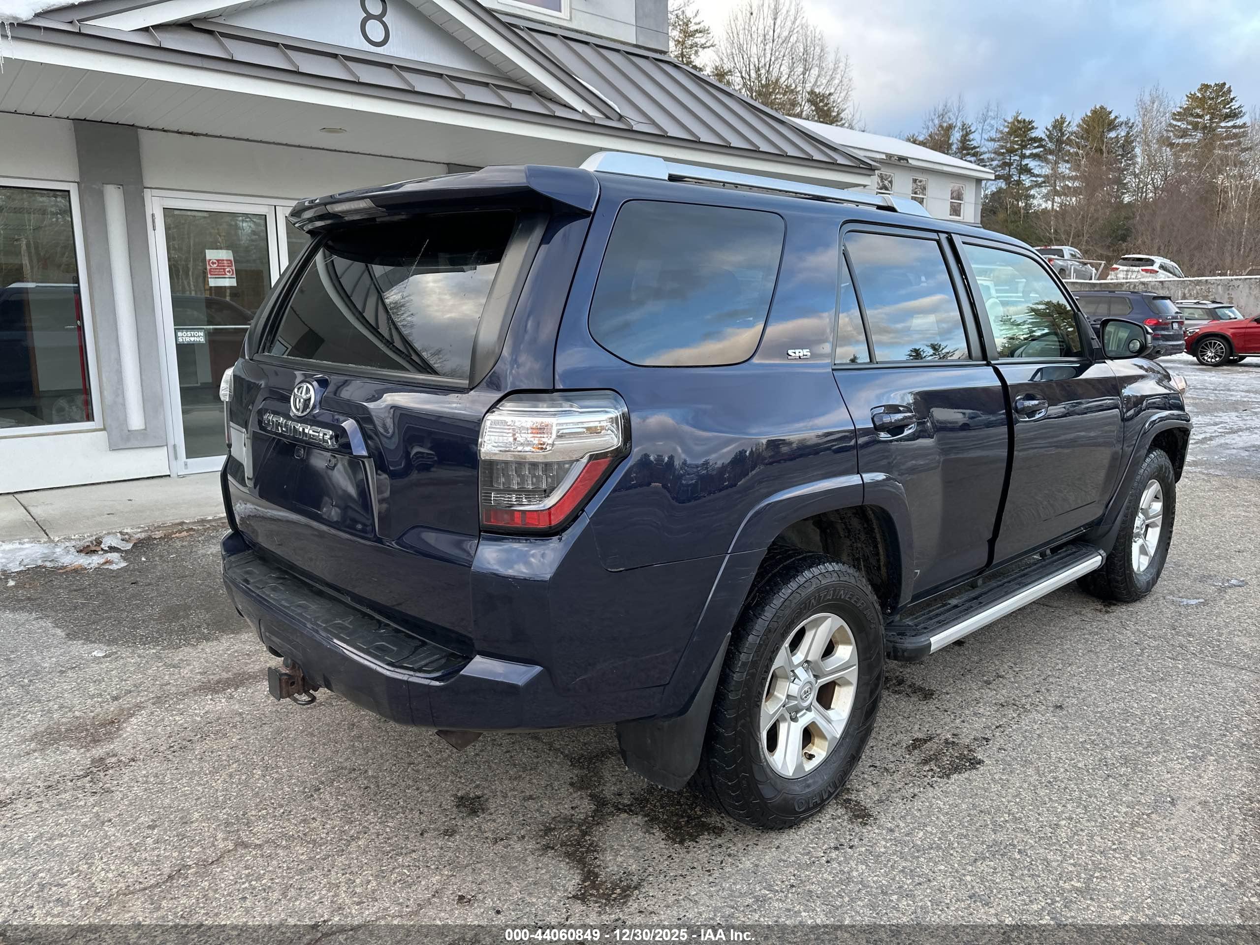 TOYOTA 4RUNNER image 4