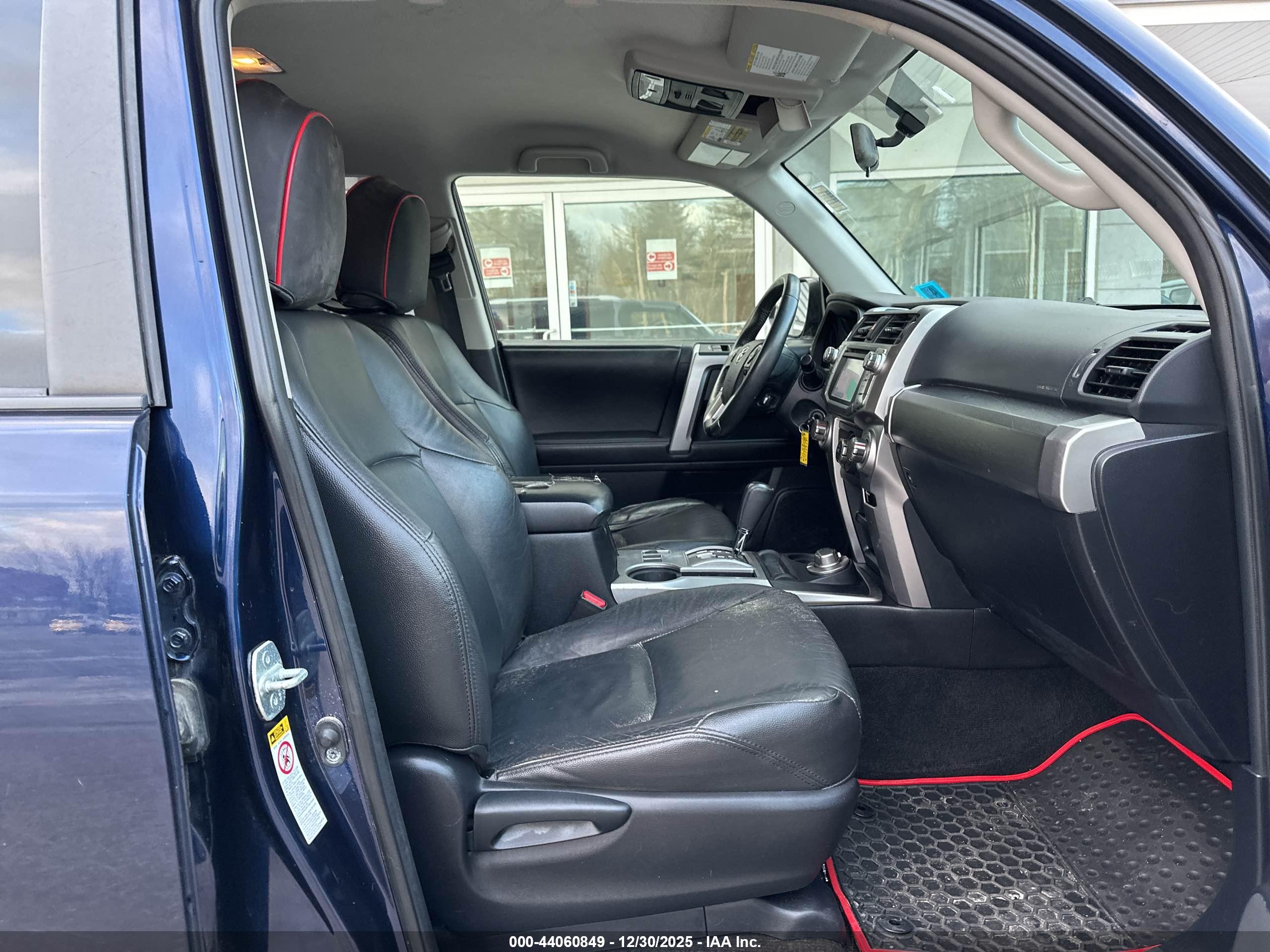 TOYOTA 4RUNNER image 5