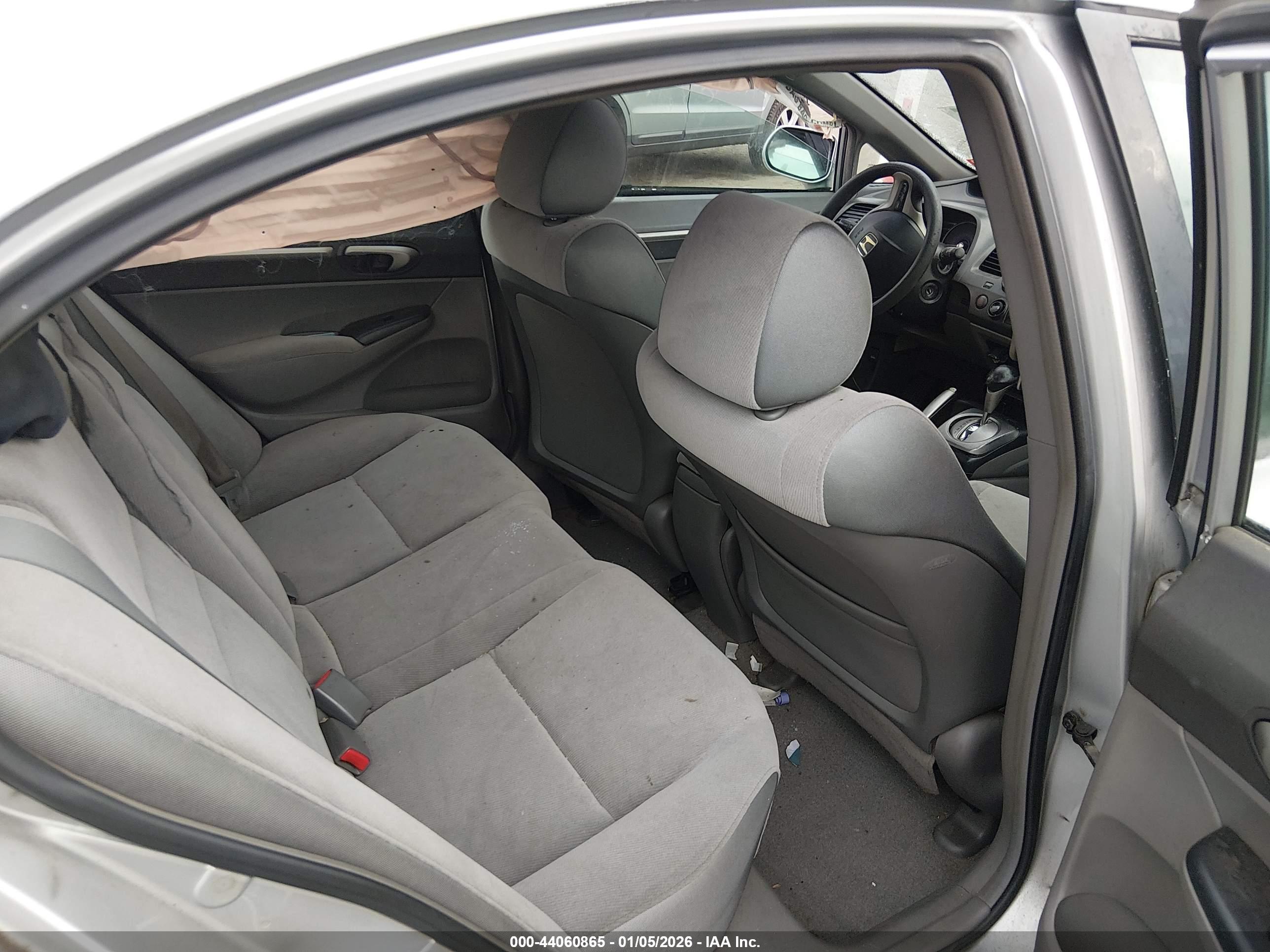HONDA CIVIC image 8