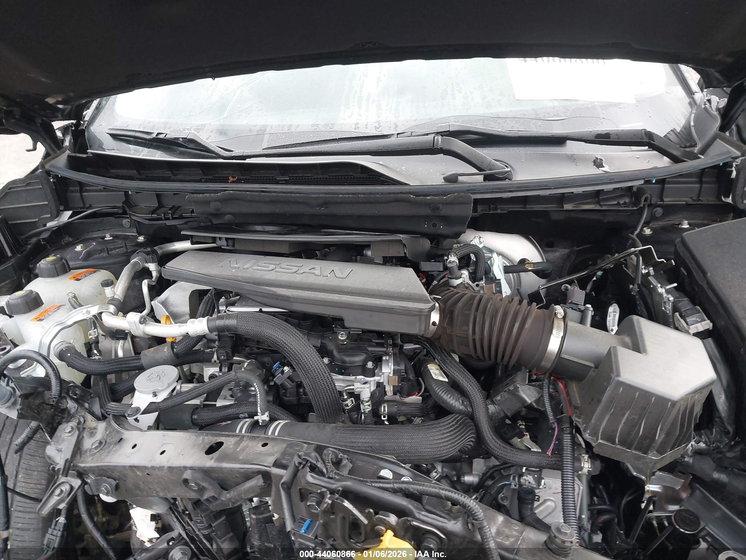 NISSAN ROGUE image 10