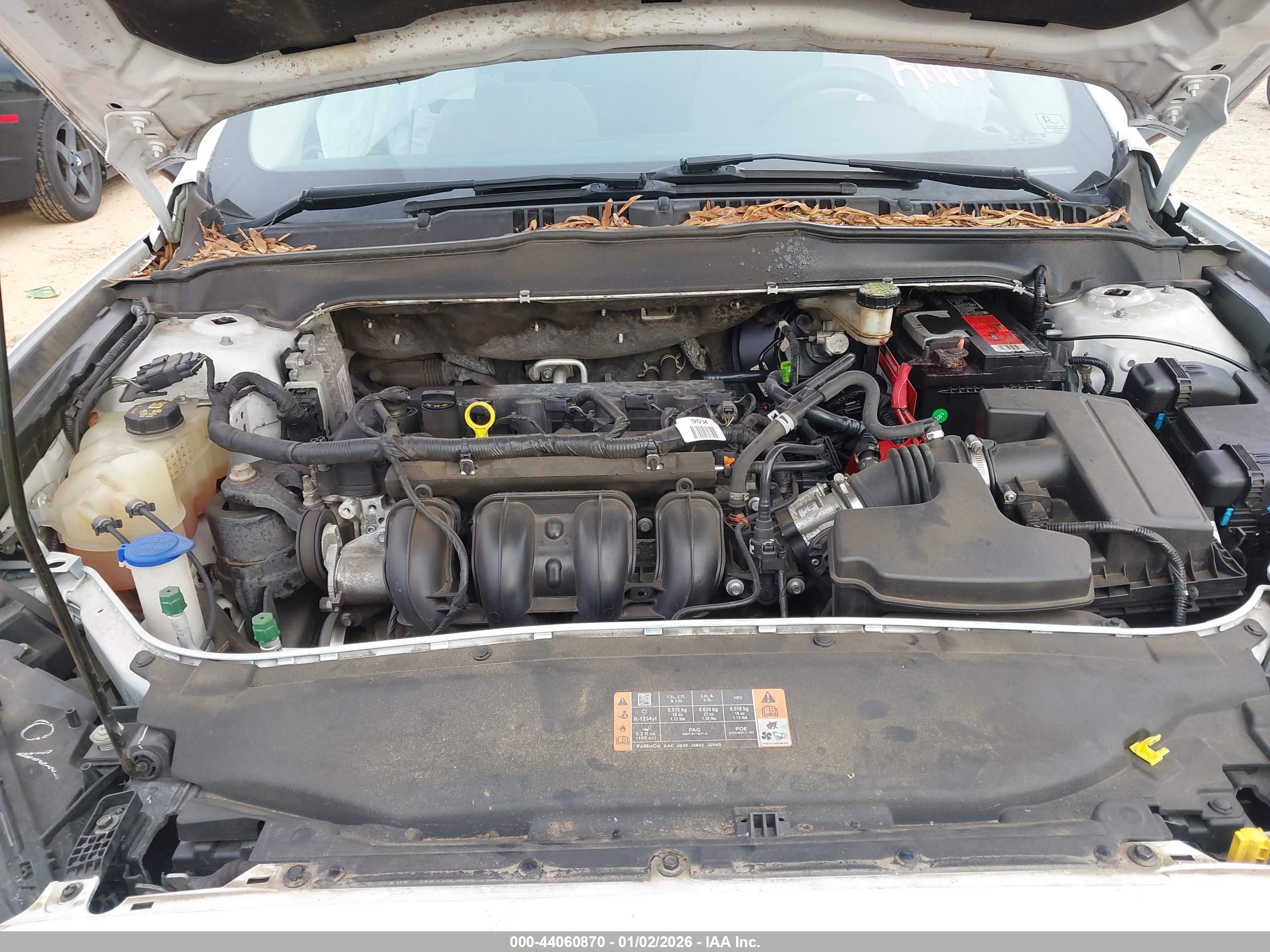 FORD FUSION image 10