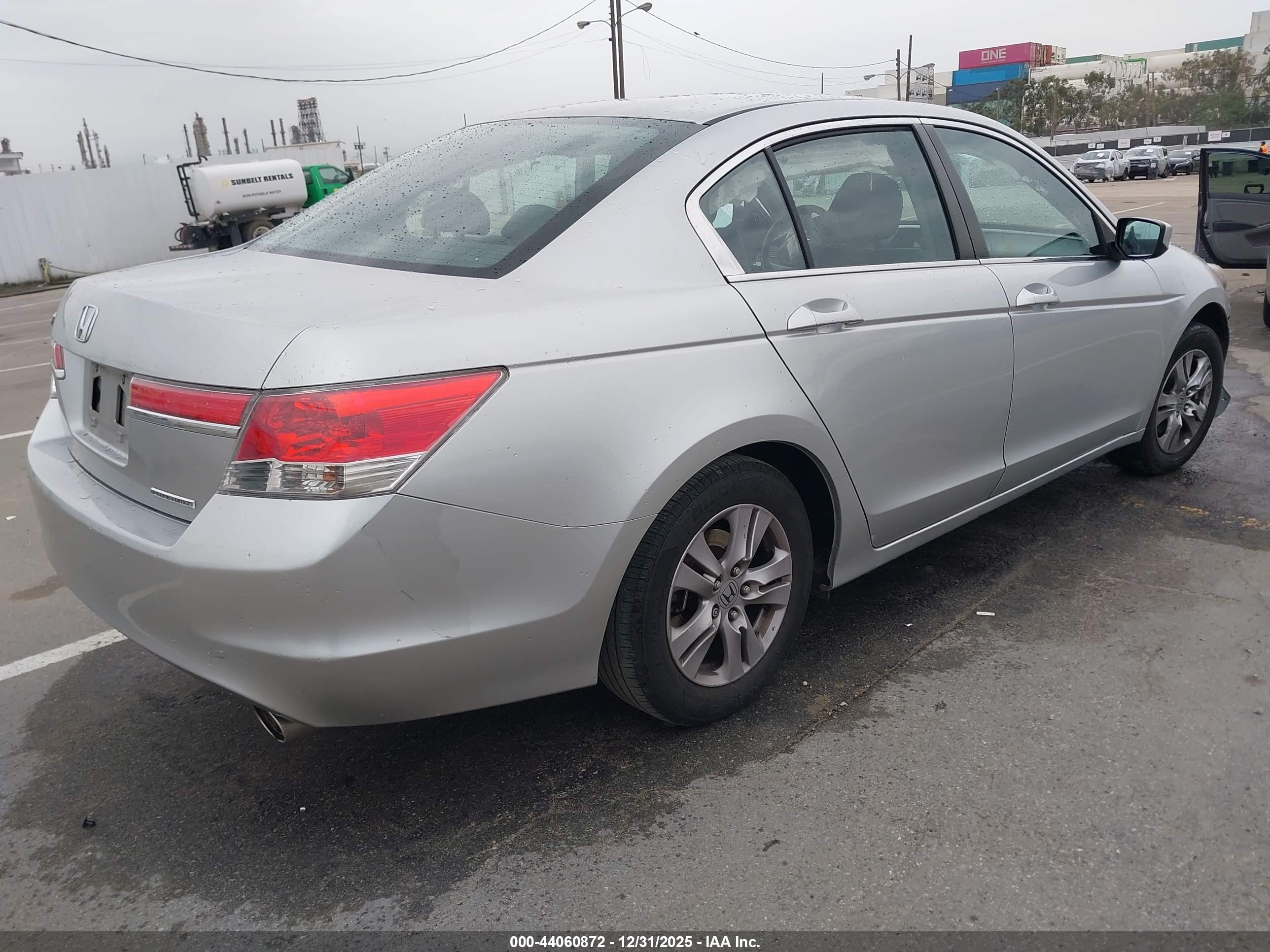 HONDA ACCORD image 4