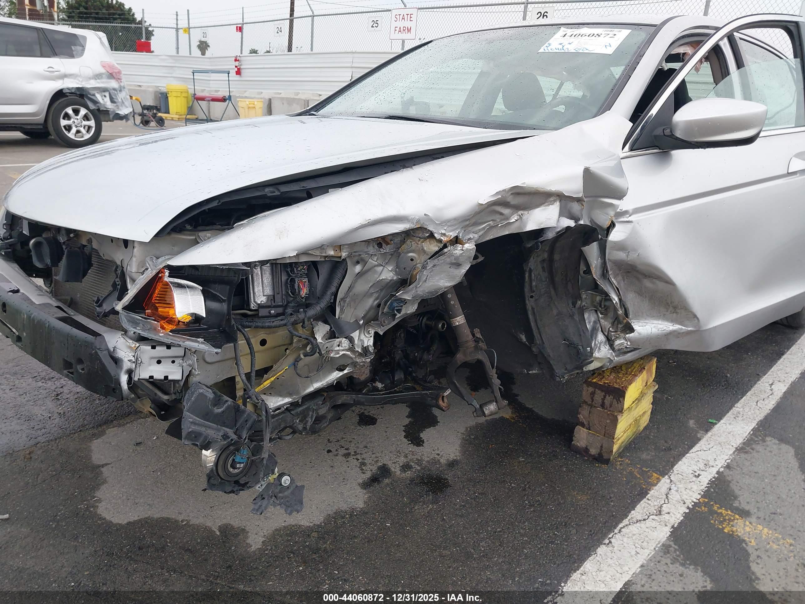 HONDA ACCORD image 6