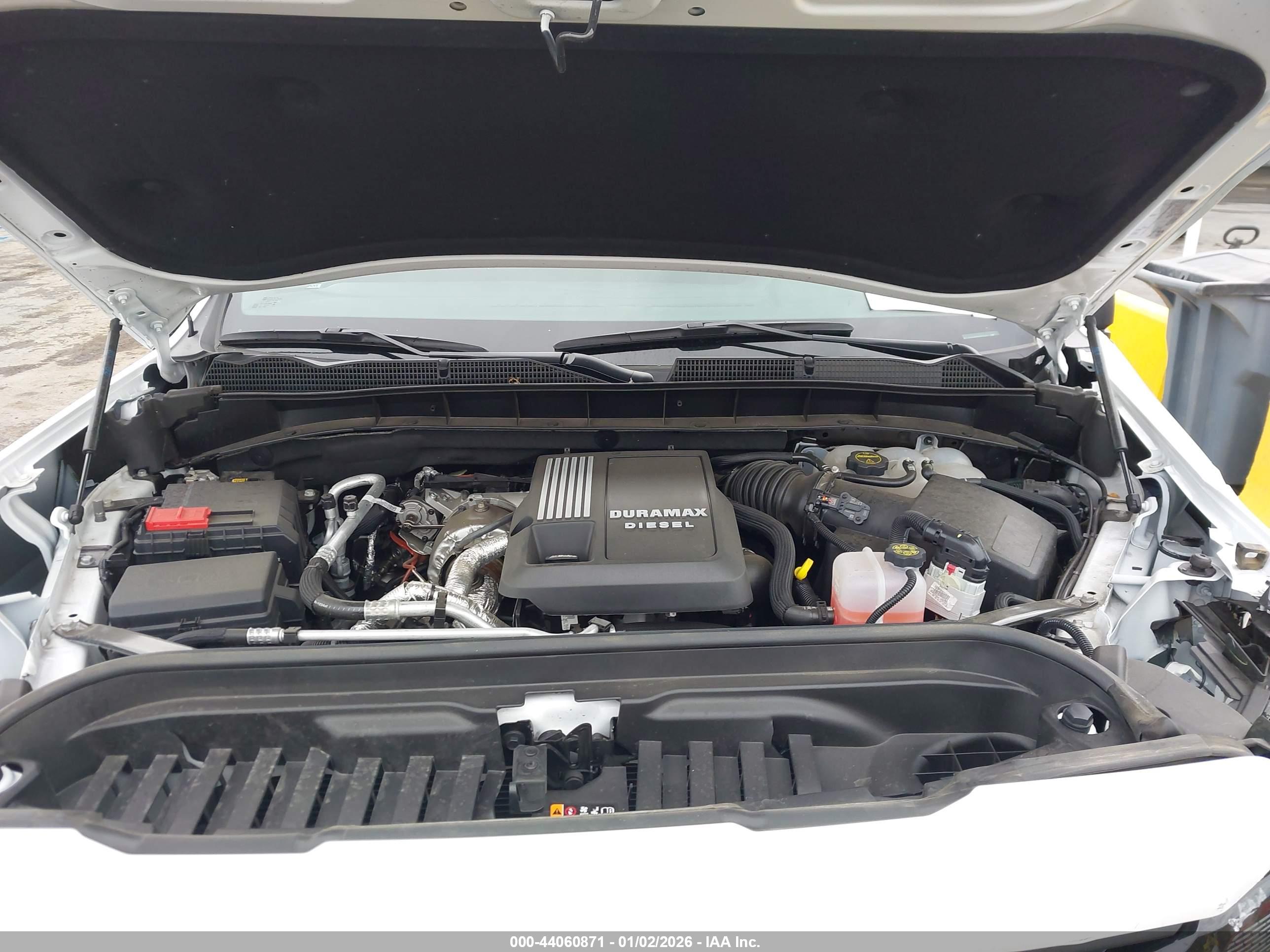 GMC SIERRA image 10