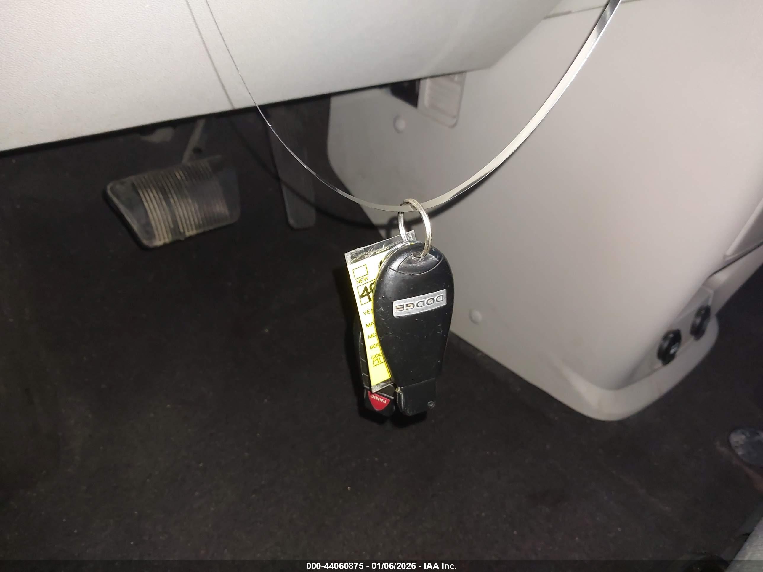 DODGE GRAND image 11