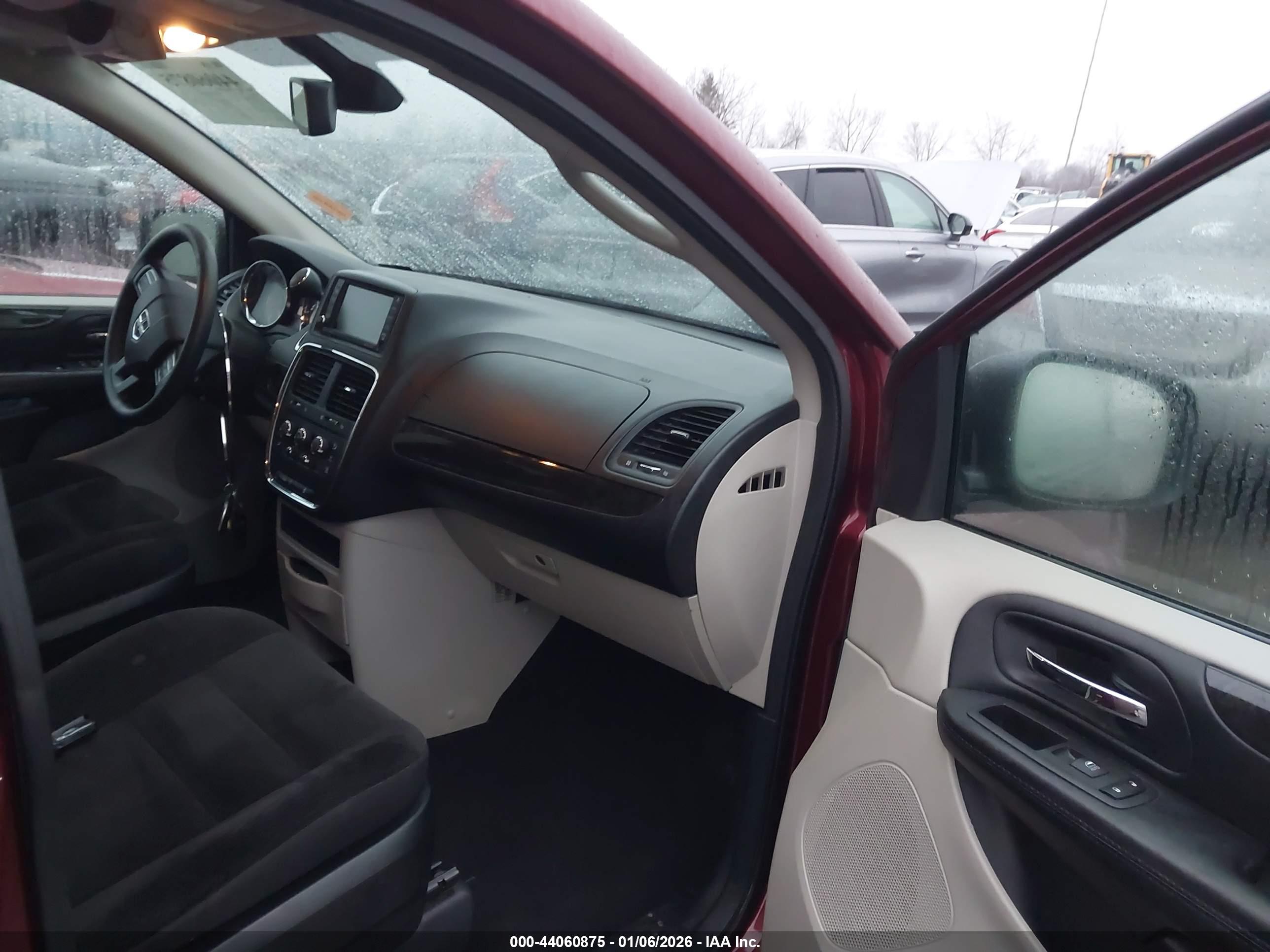 DODGE GRAND image 5