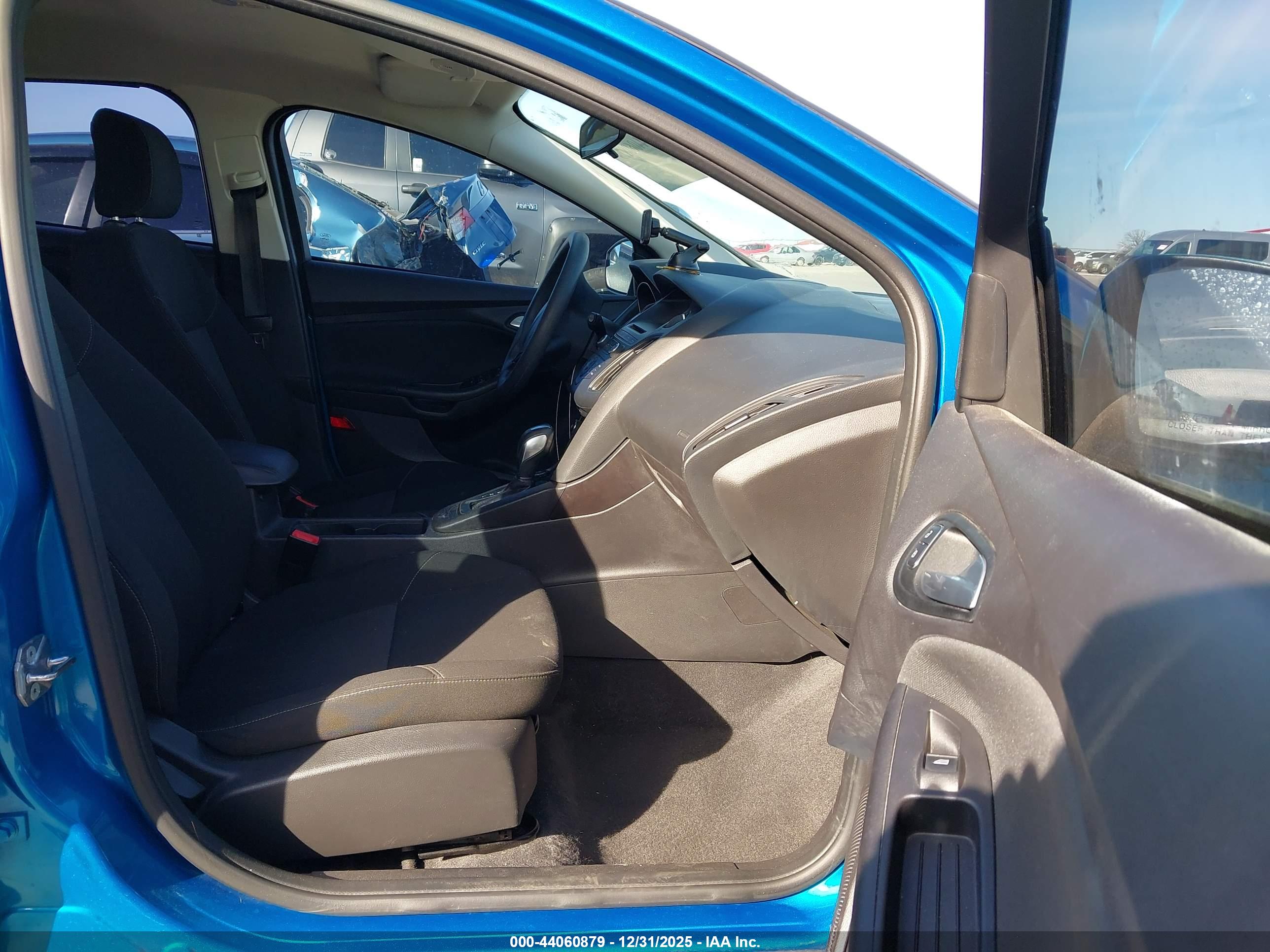 FORD FOCUS image 5
