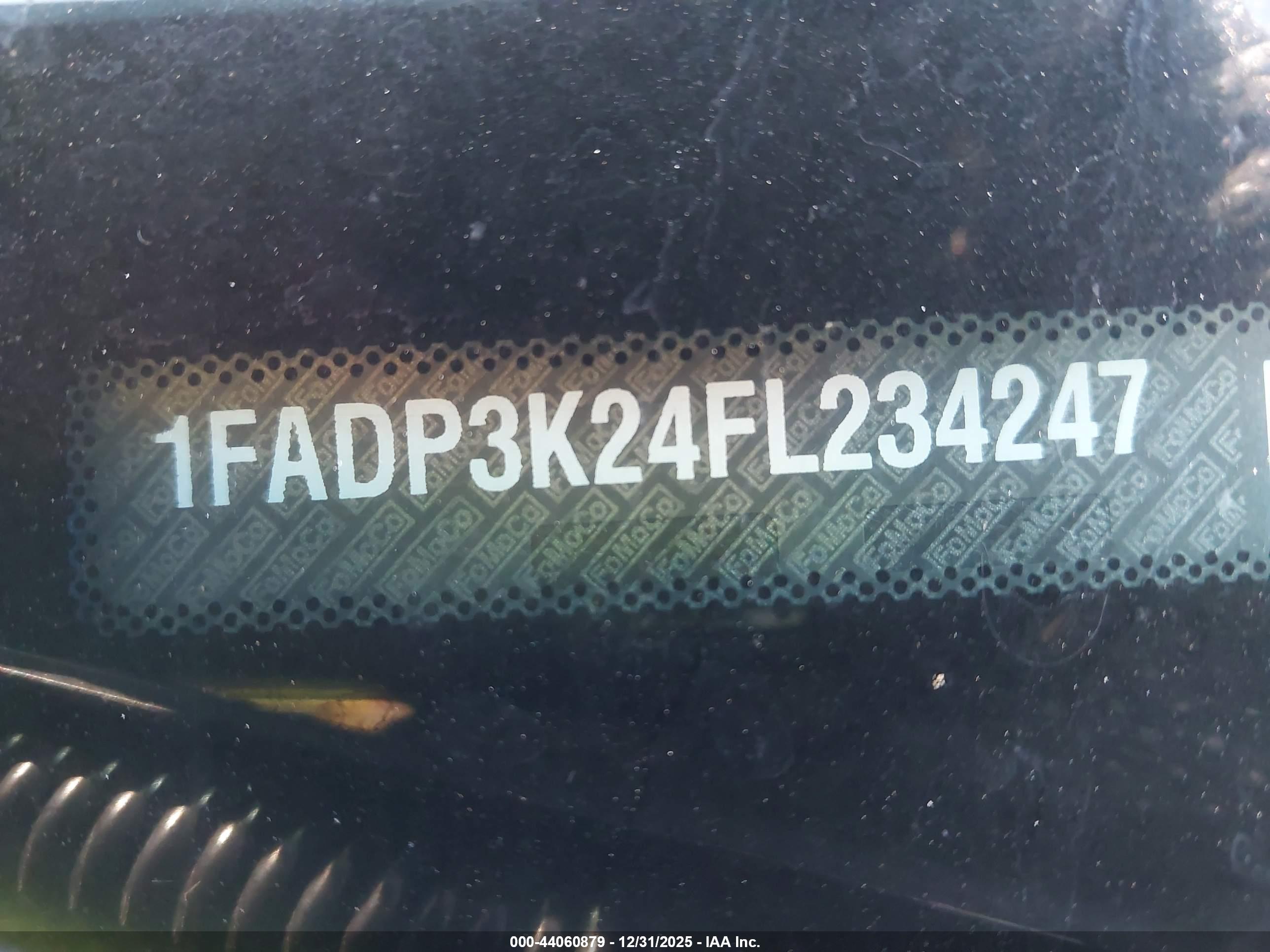 FORD FOCUS image 9