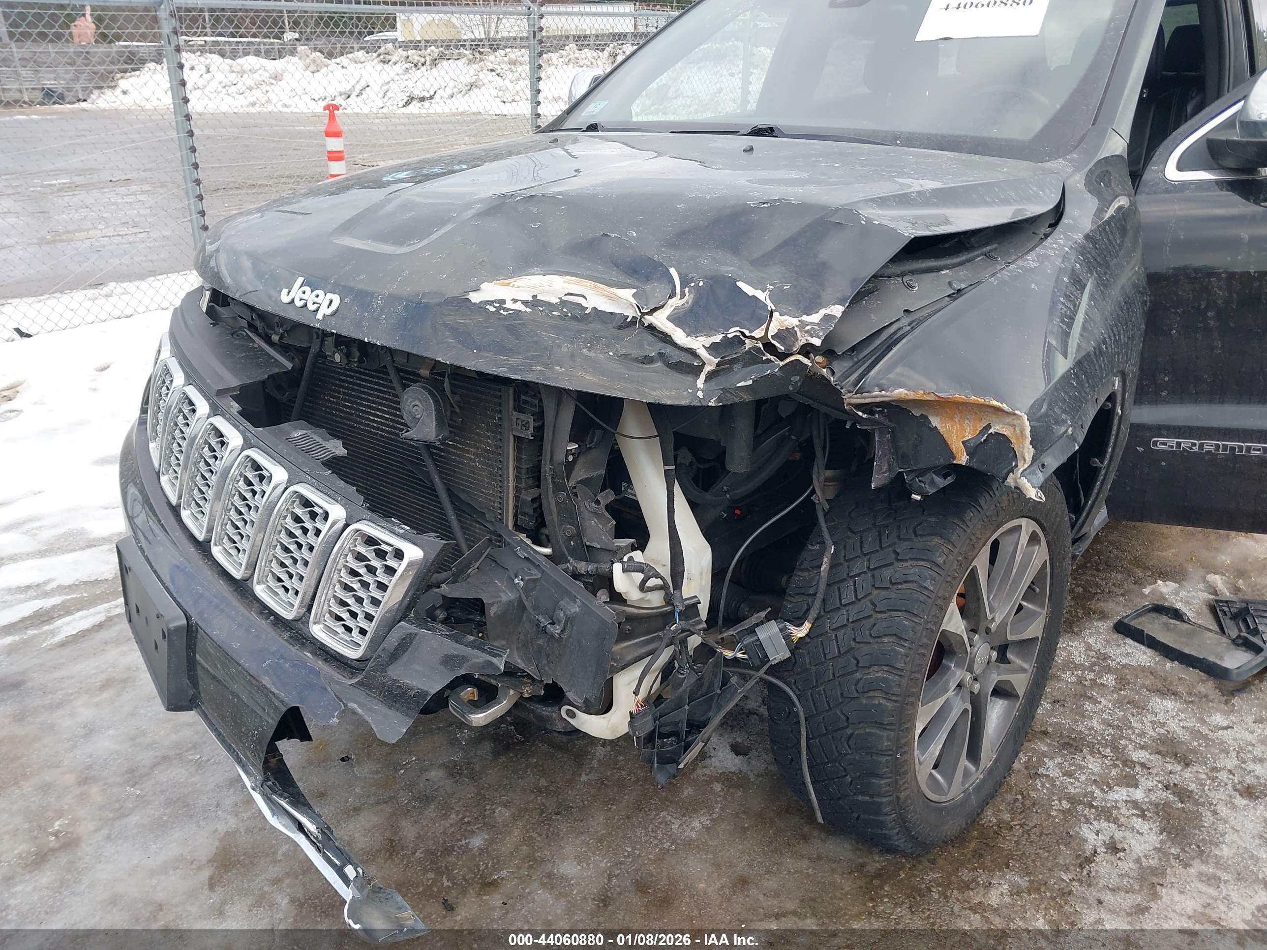 JEEP GRAND image 10