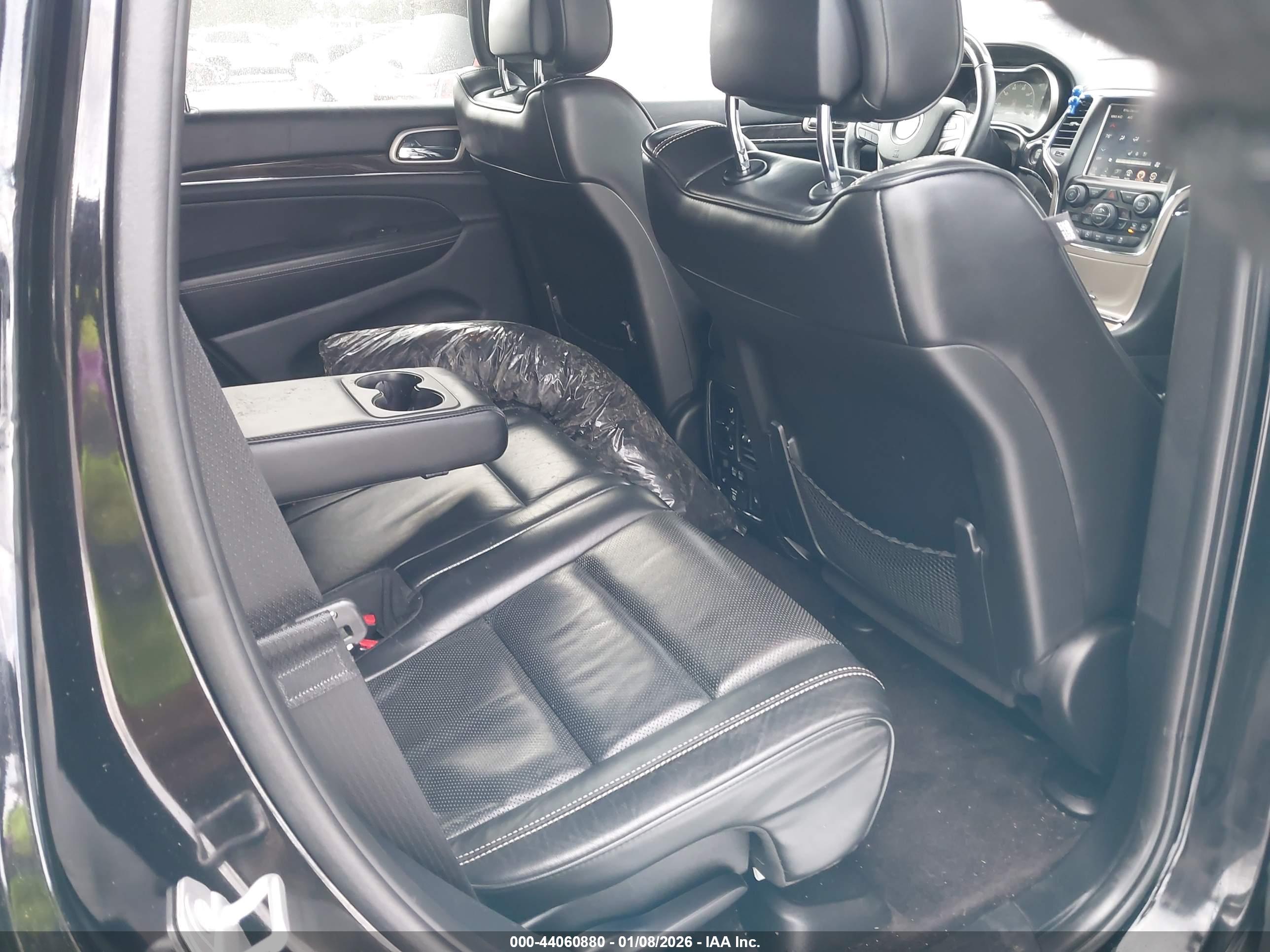 JEEP GRAND image 8