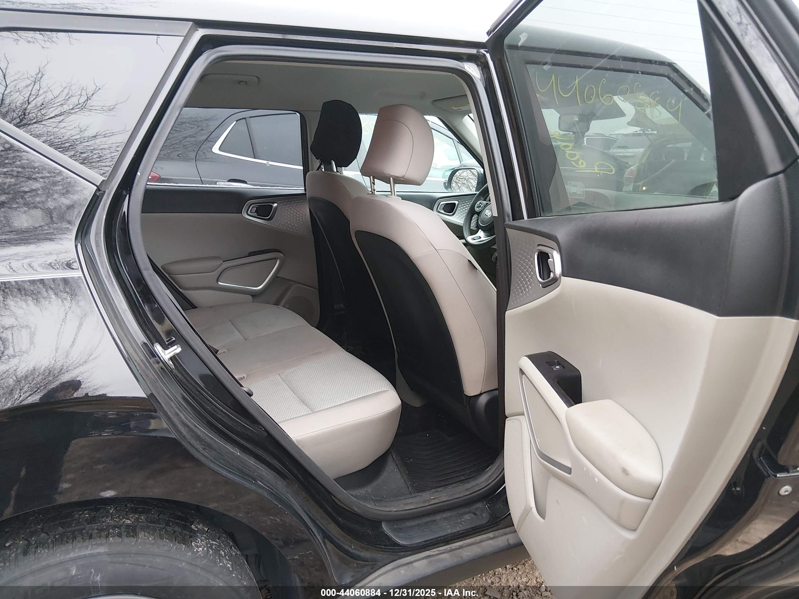 KIA SOUL image 8