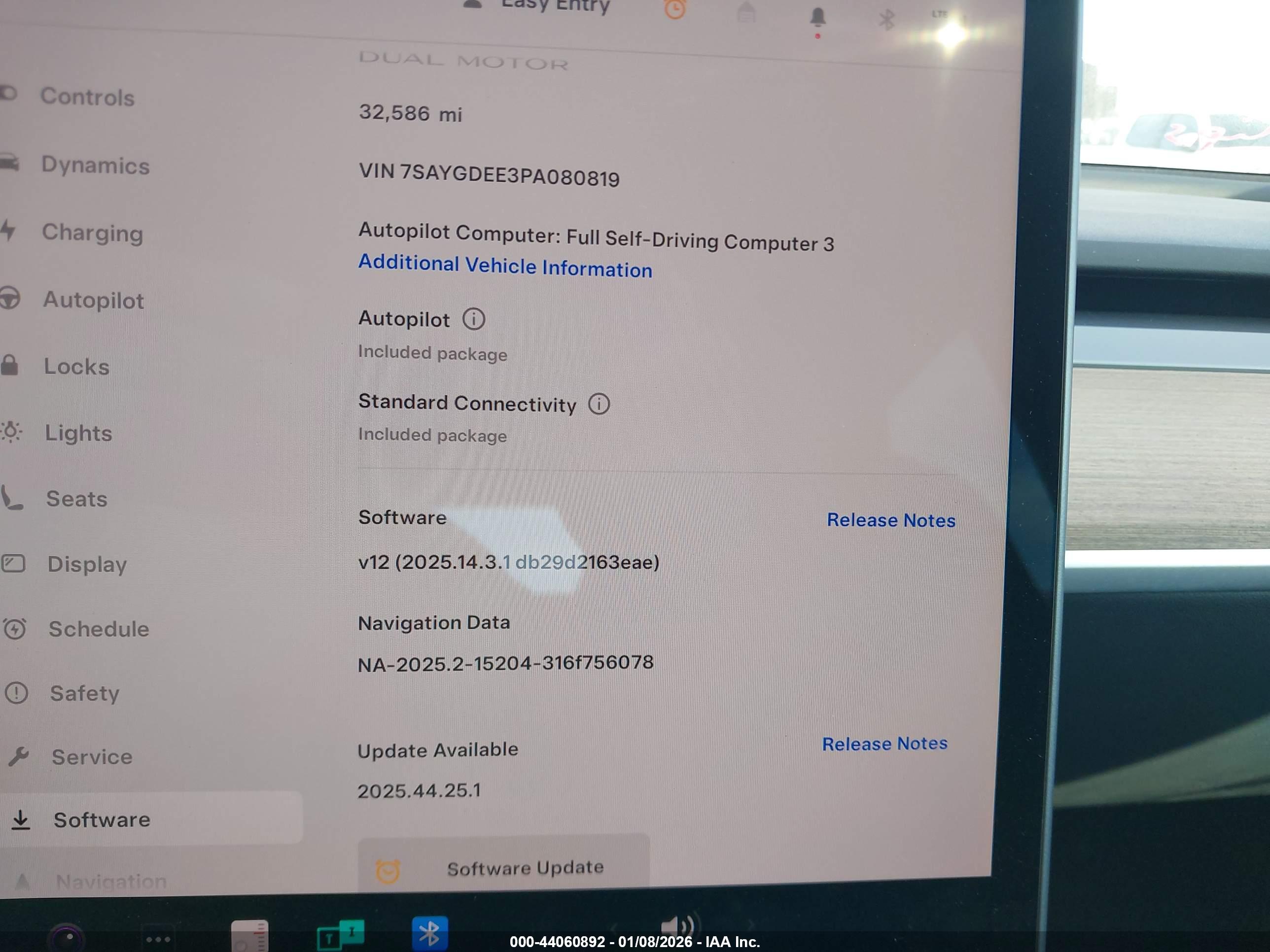 TESLA MODEL image 7