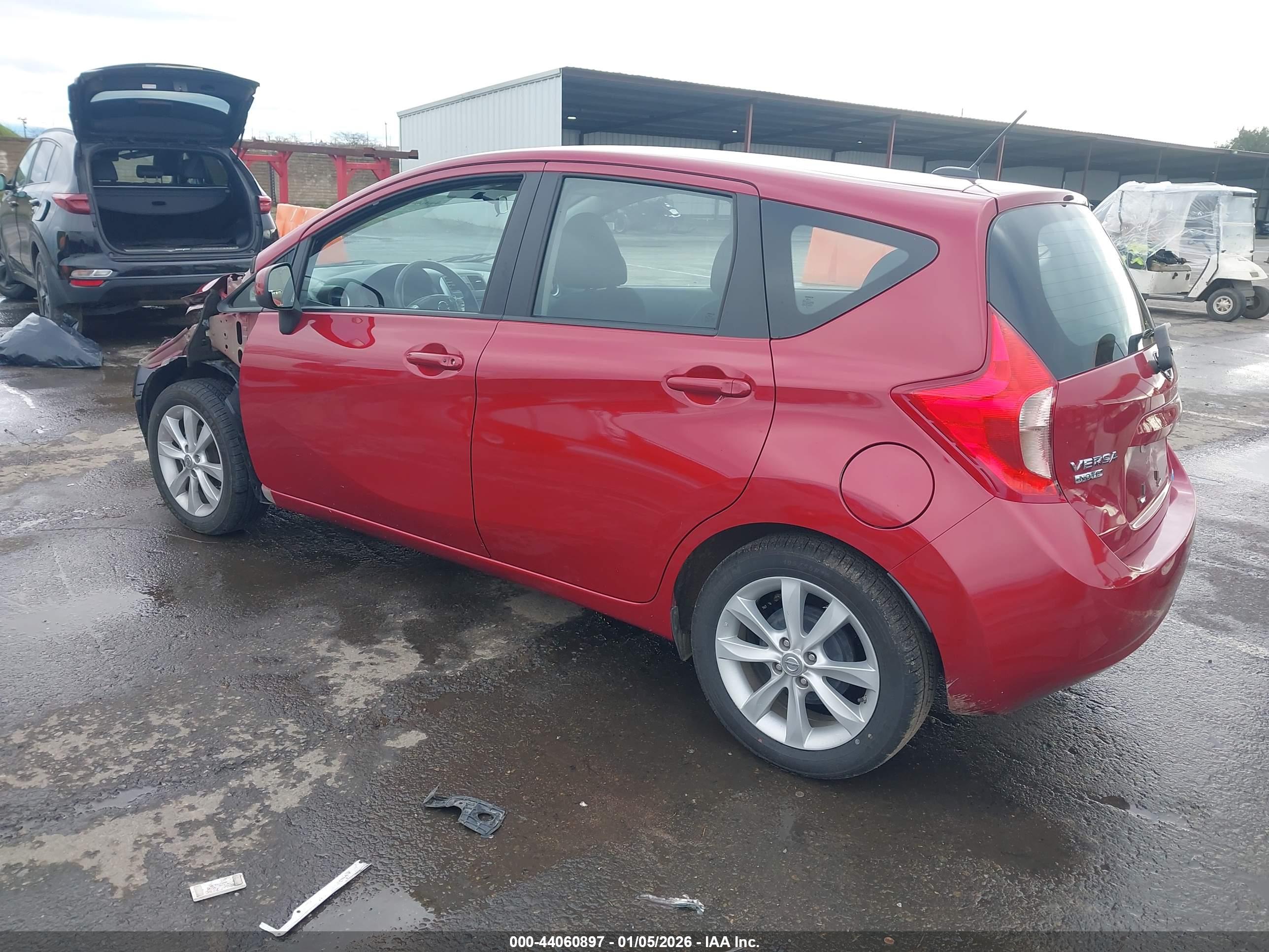 NISSAN VERSA image 3