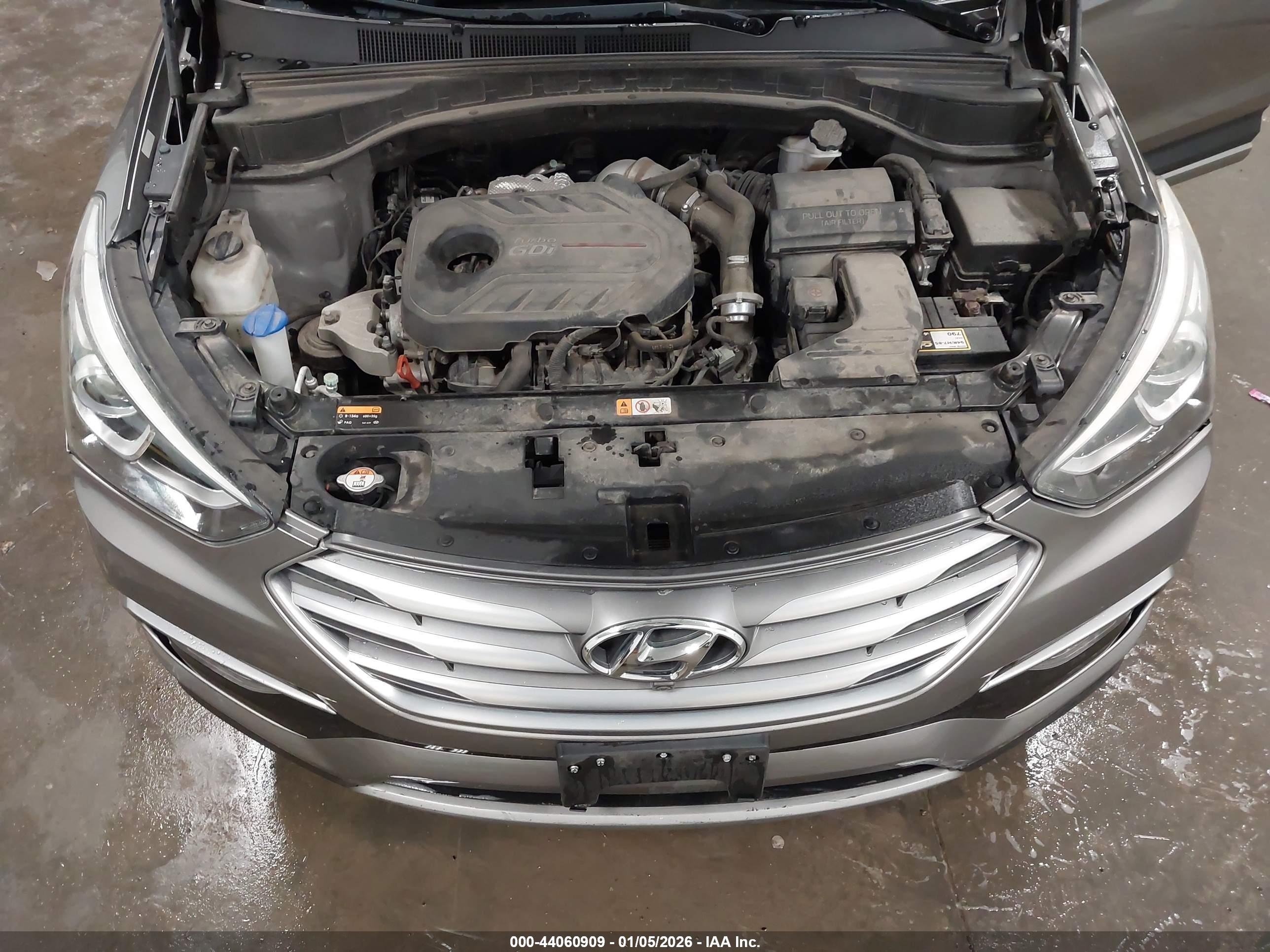 HYUNDAI SANTA image 10