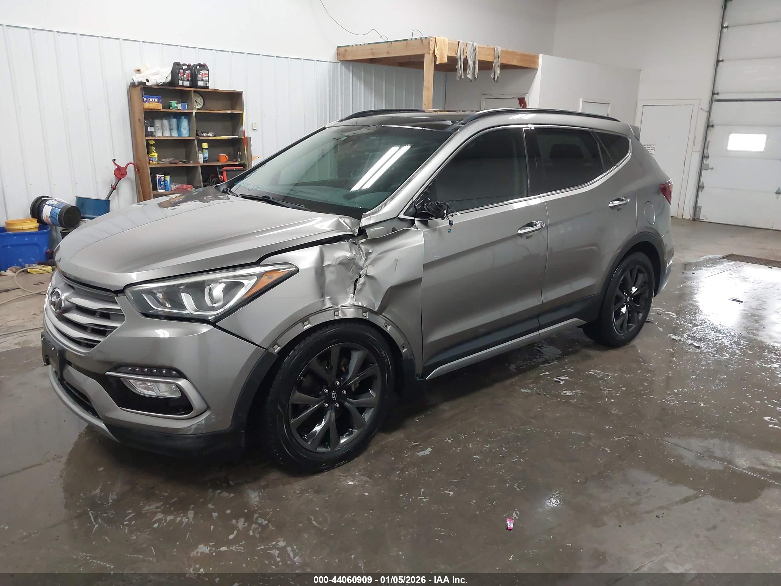 HYUNDAI SANTA image 2
