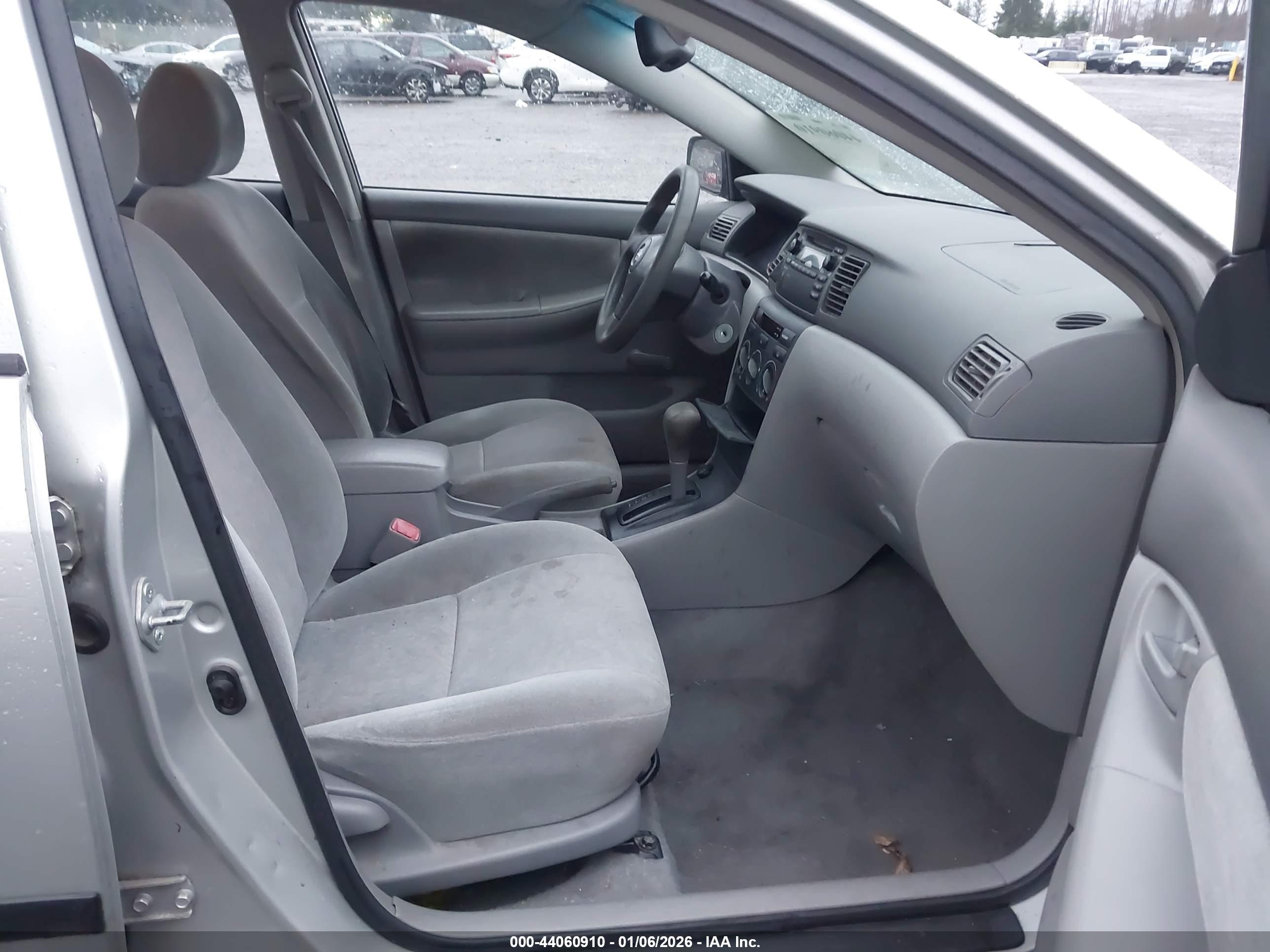 TOYOTA COROLLA image 5
