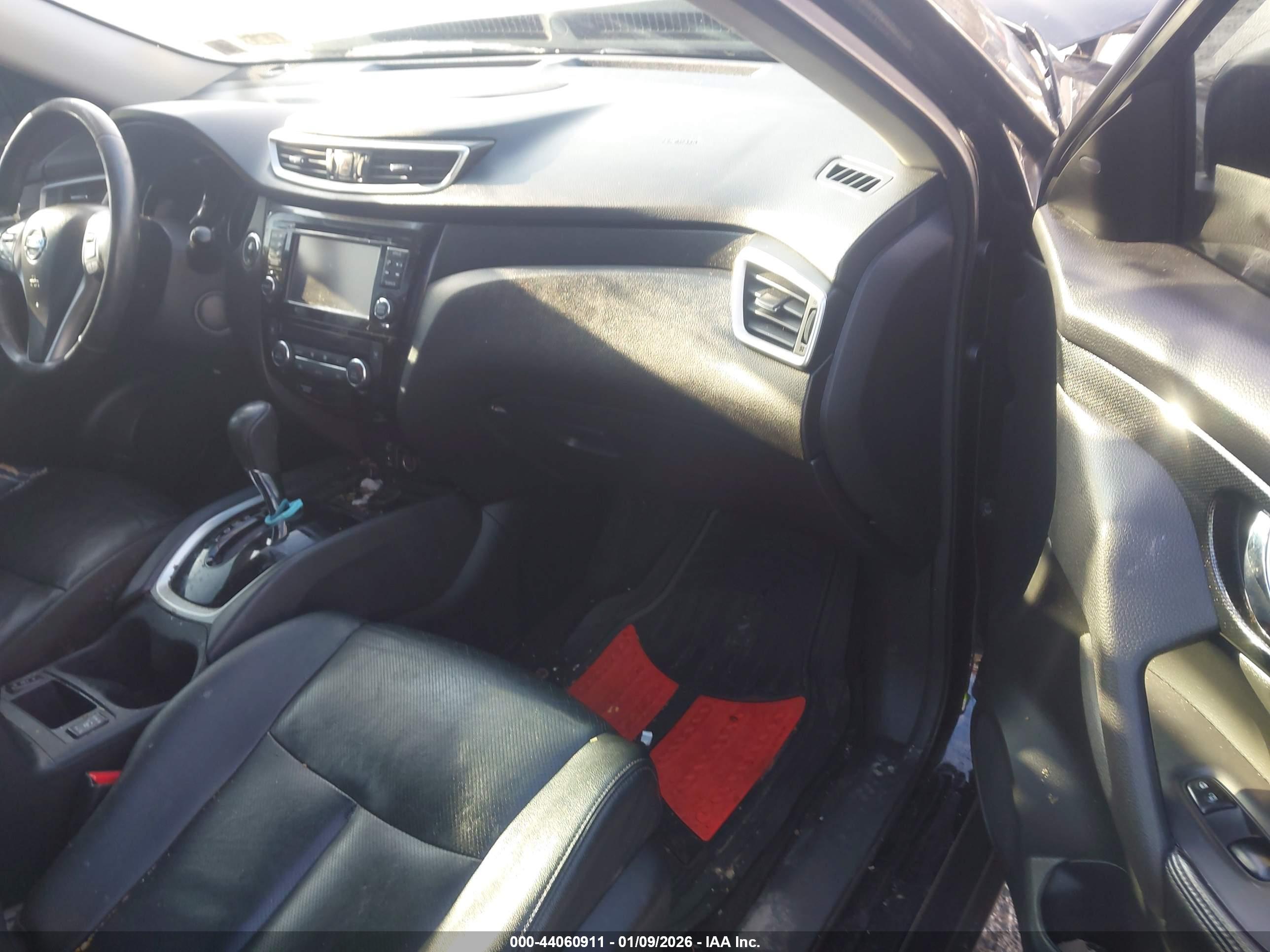 NISSAN ROGUE image 5