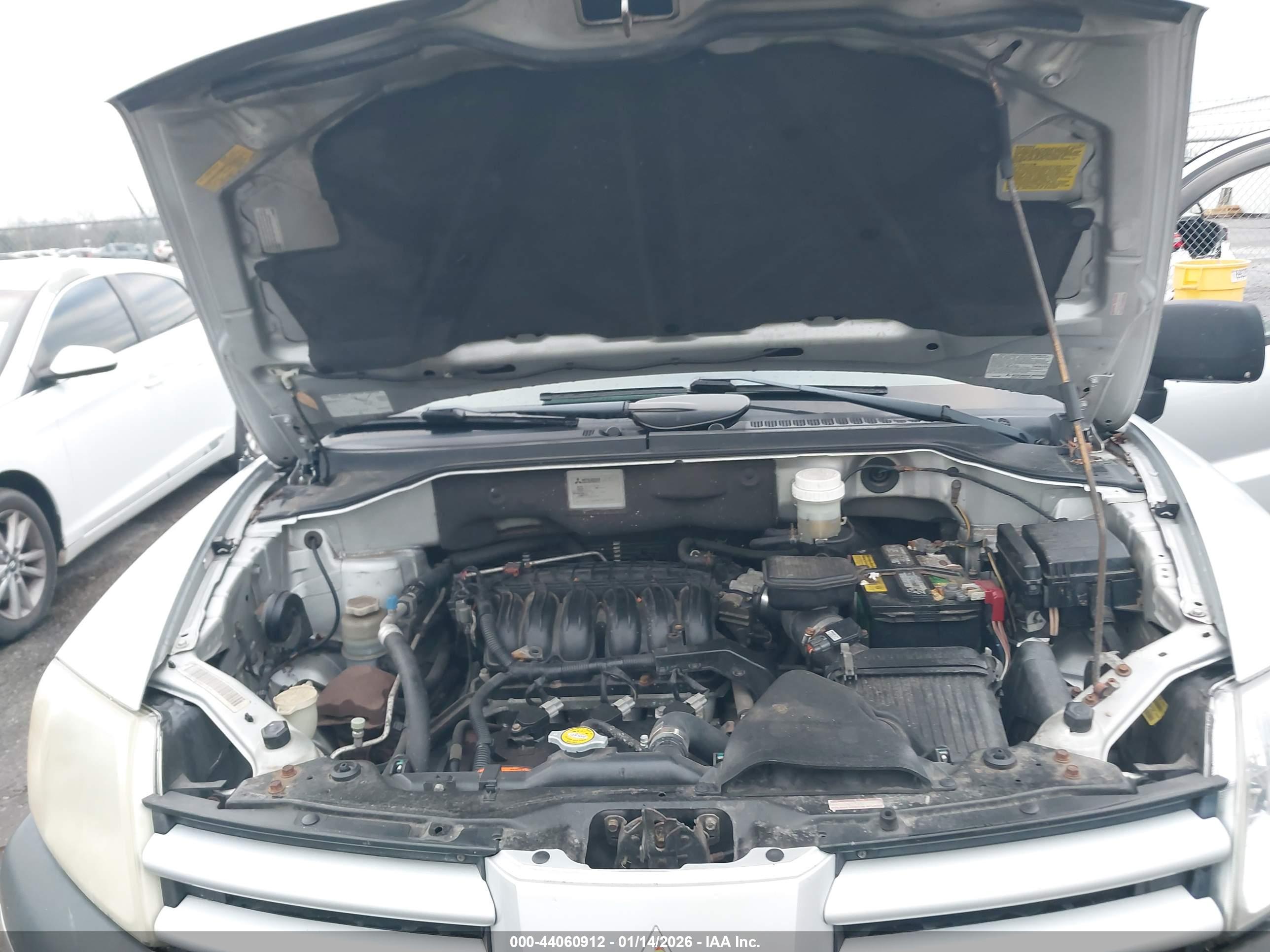 MITSUBISHI ENDEAVOR image 10