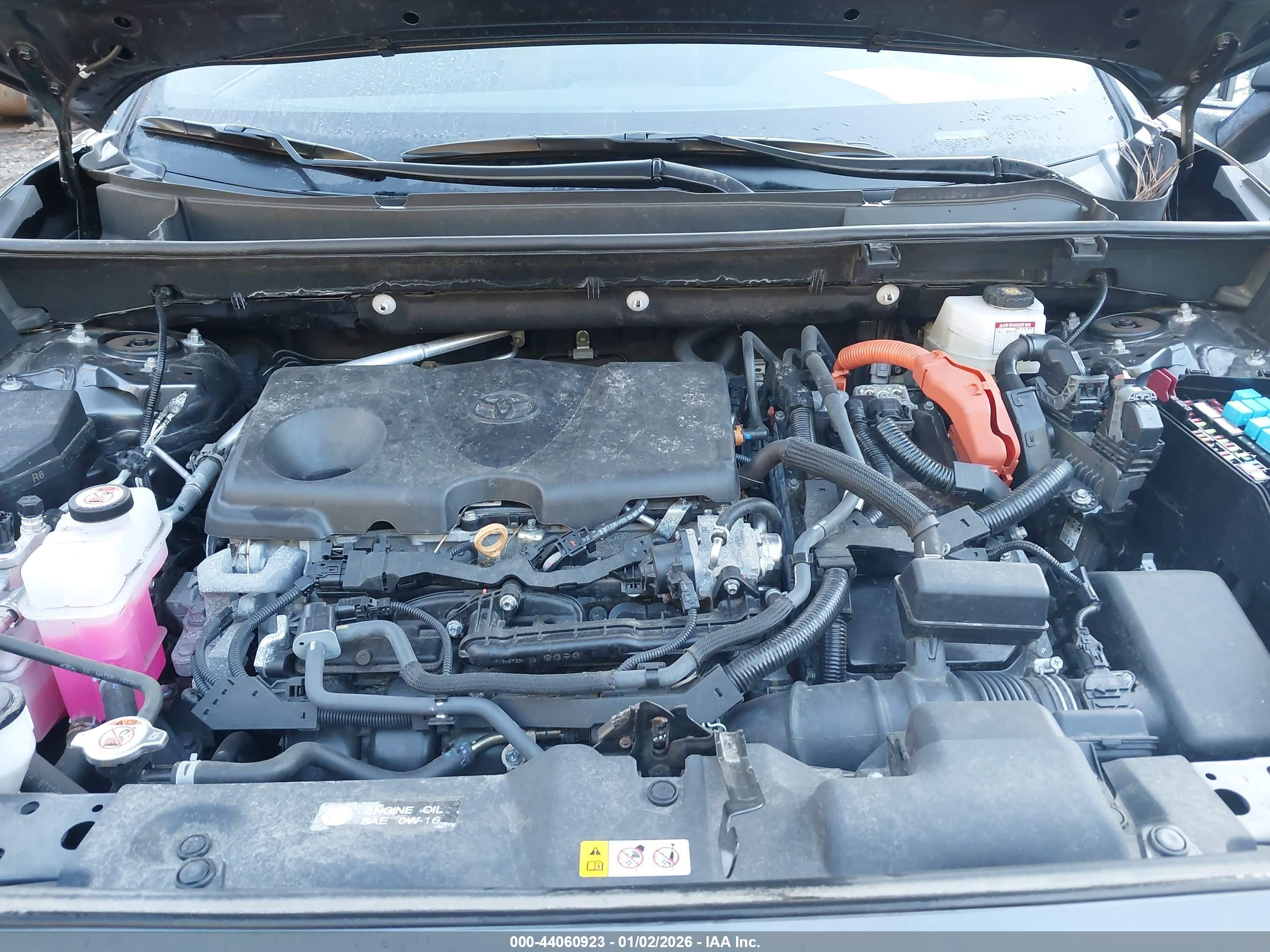 TOYOTA RAV4 image 10