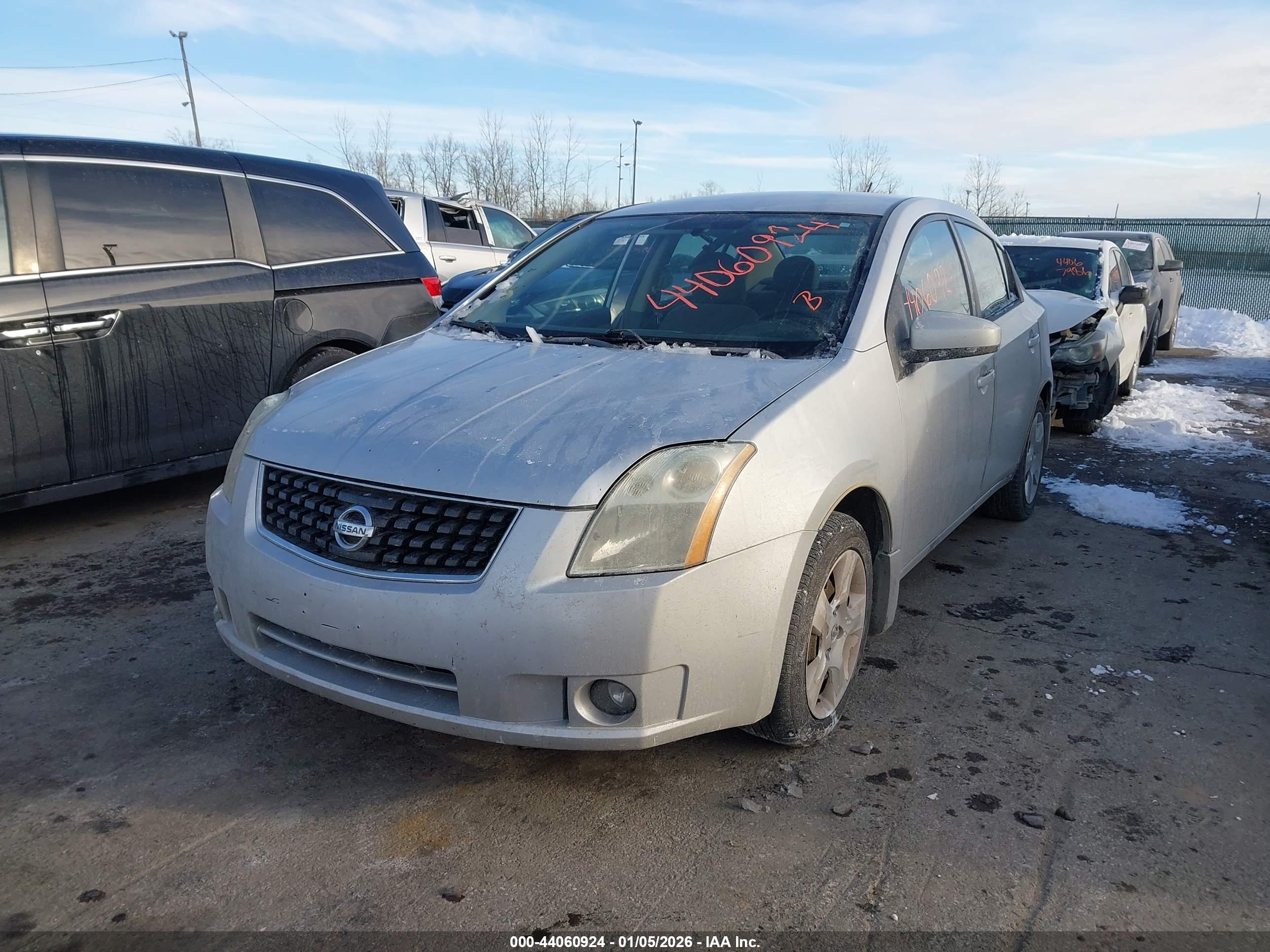 NISSAN SENTRA image 2