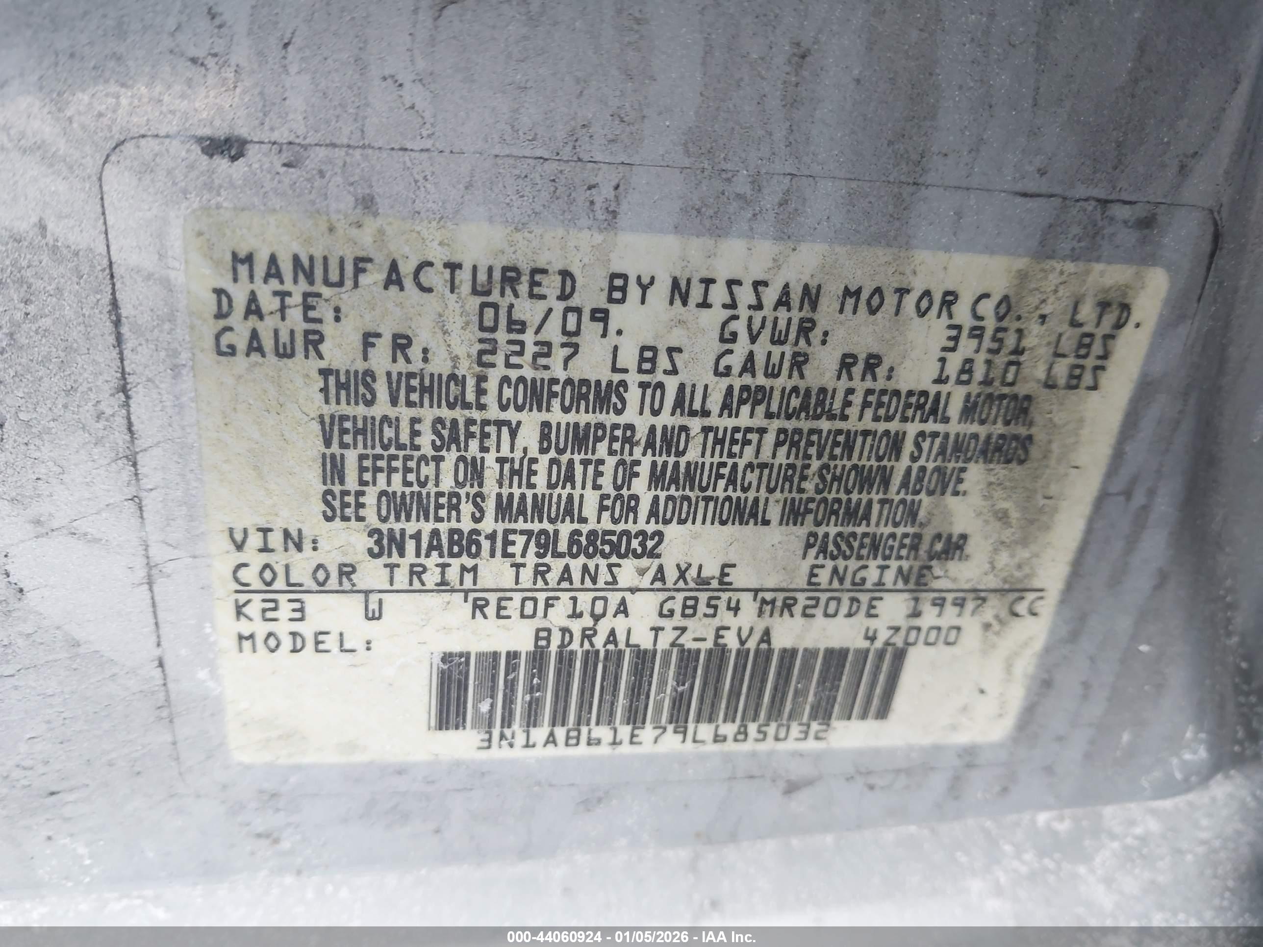 NISSAN SENTRA image 9