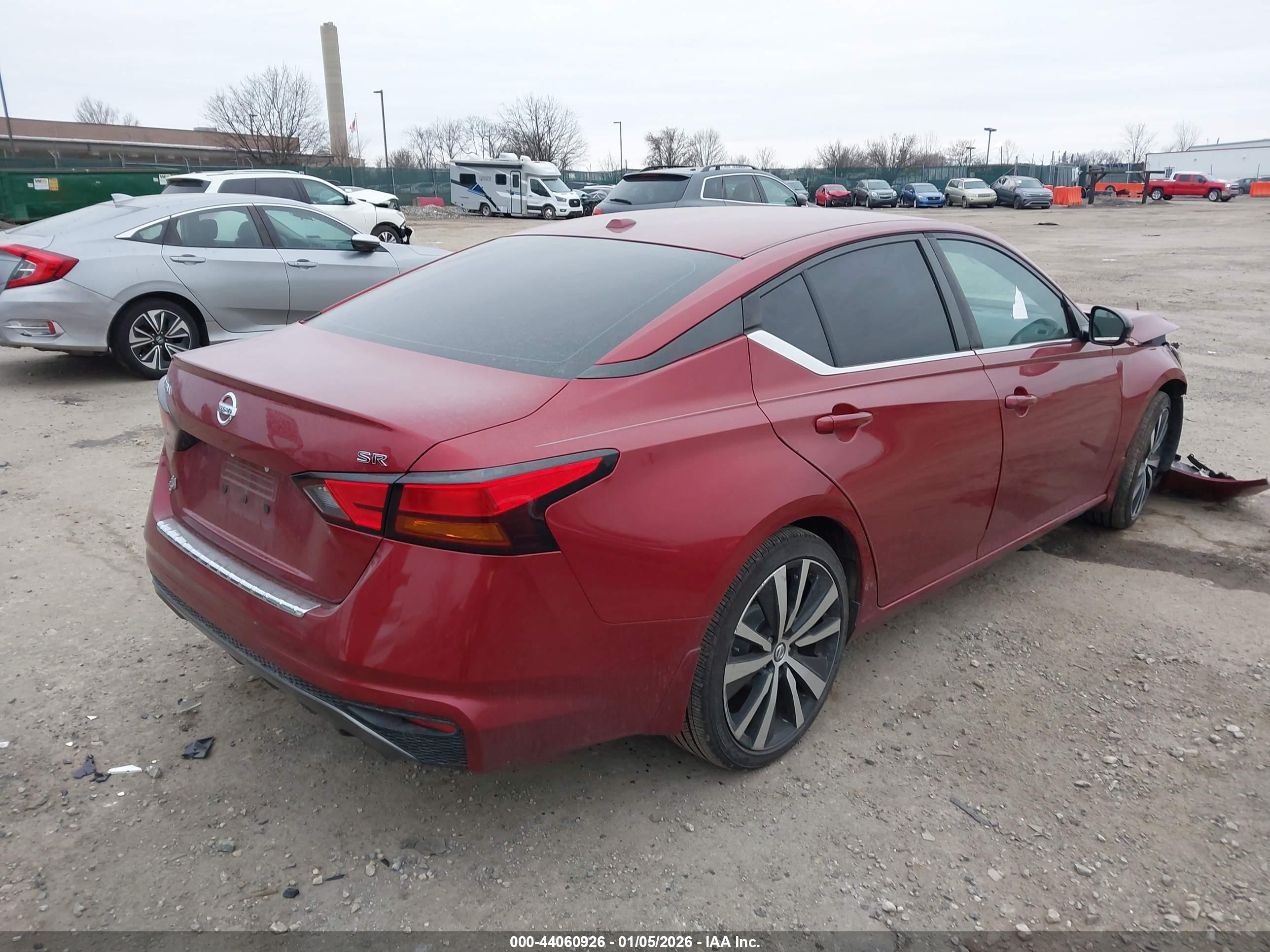 NISSAN ALTIMA image 4