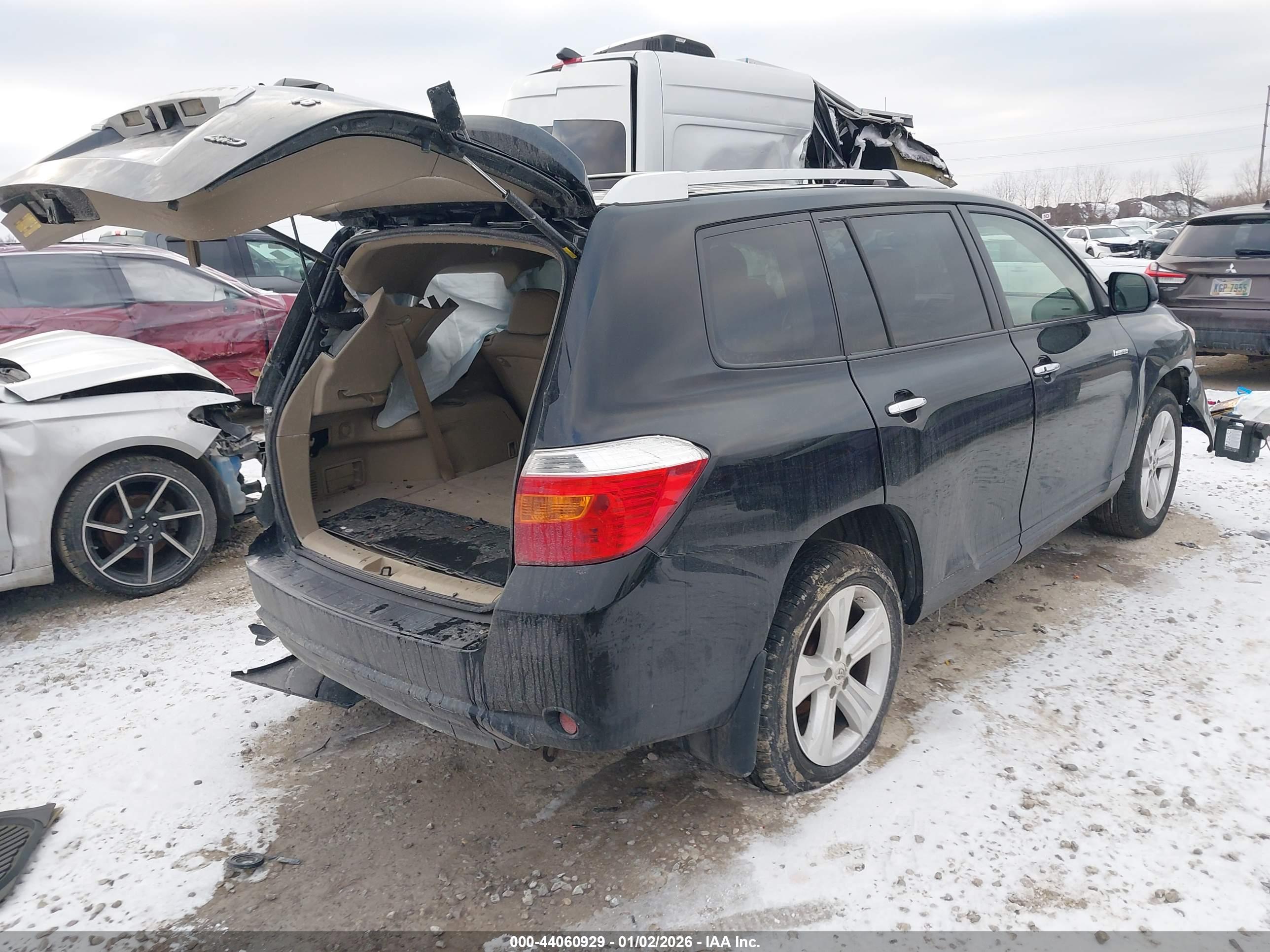 TOYOTA HIGHLANDER image 4