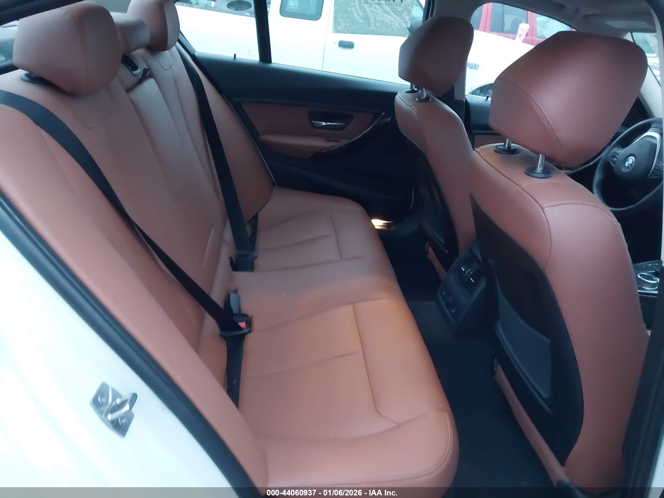 BMW 328D image 8