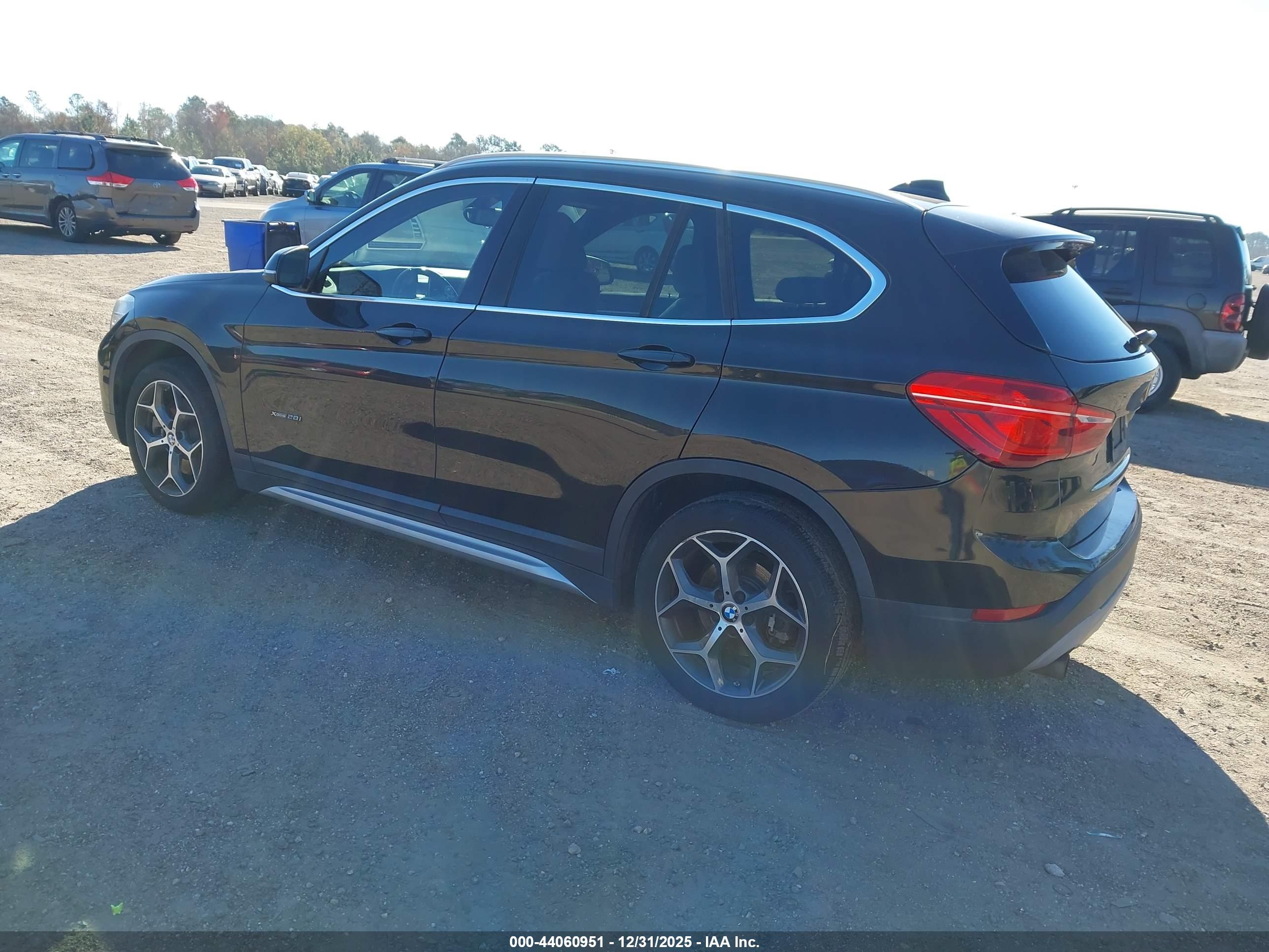 BMW X1 image 3