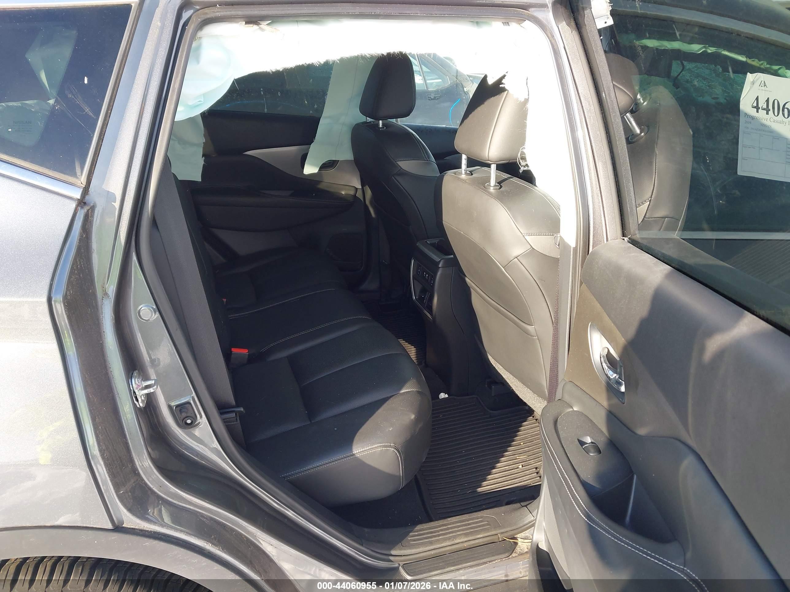 NISSAN MURANO image 8