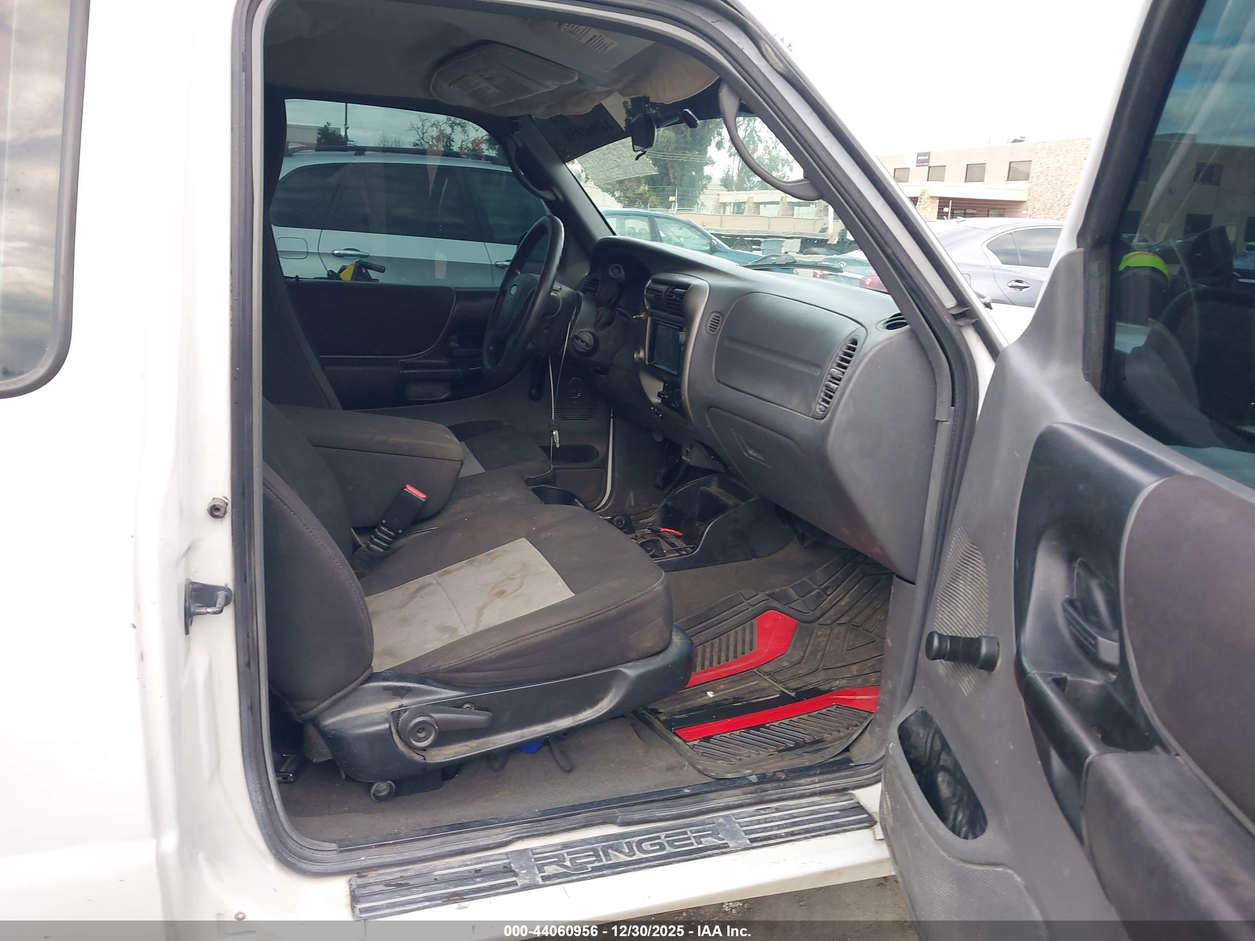 FORD RANGER image 5