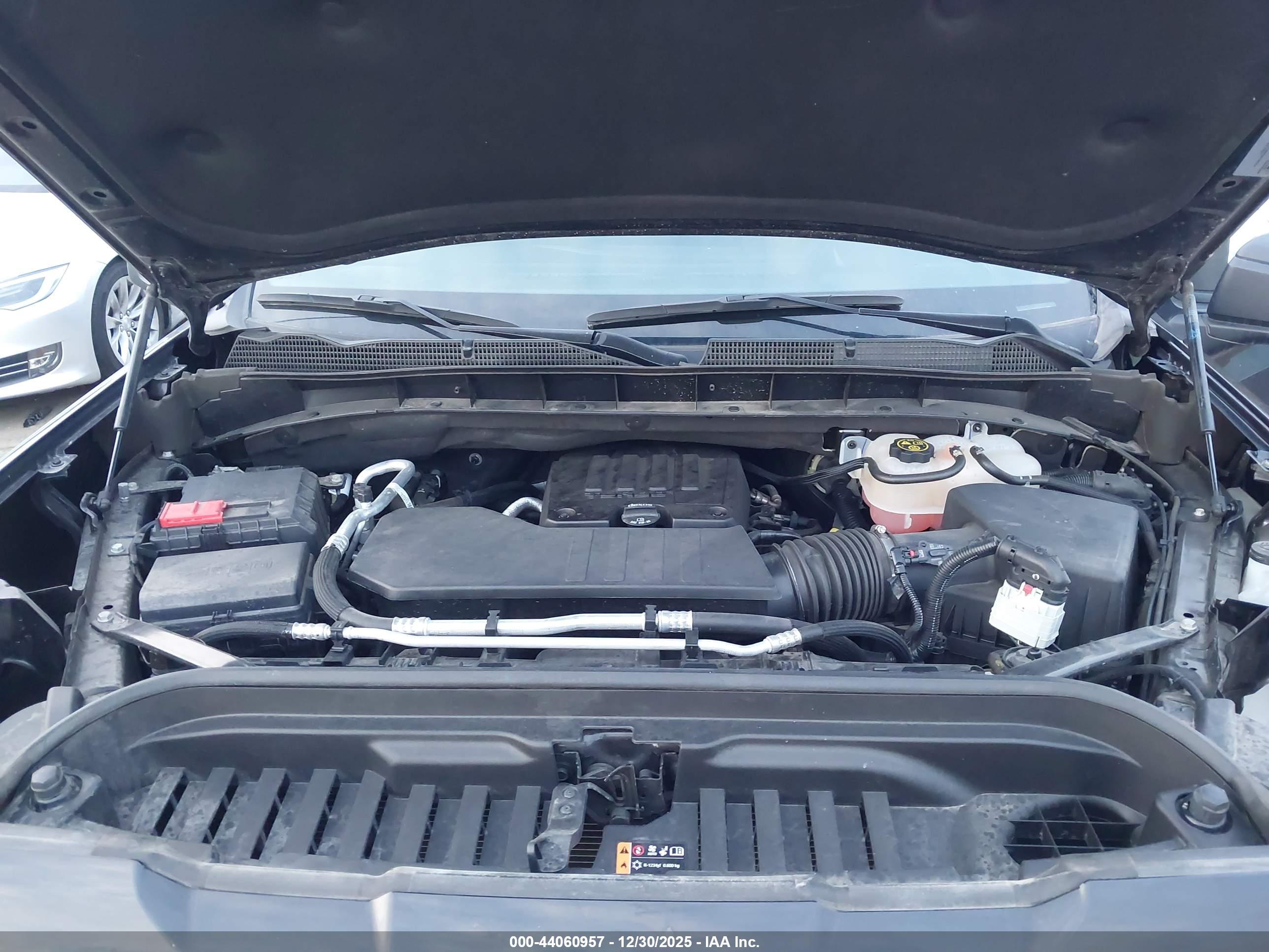 GMC SIERRA image 10