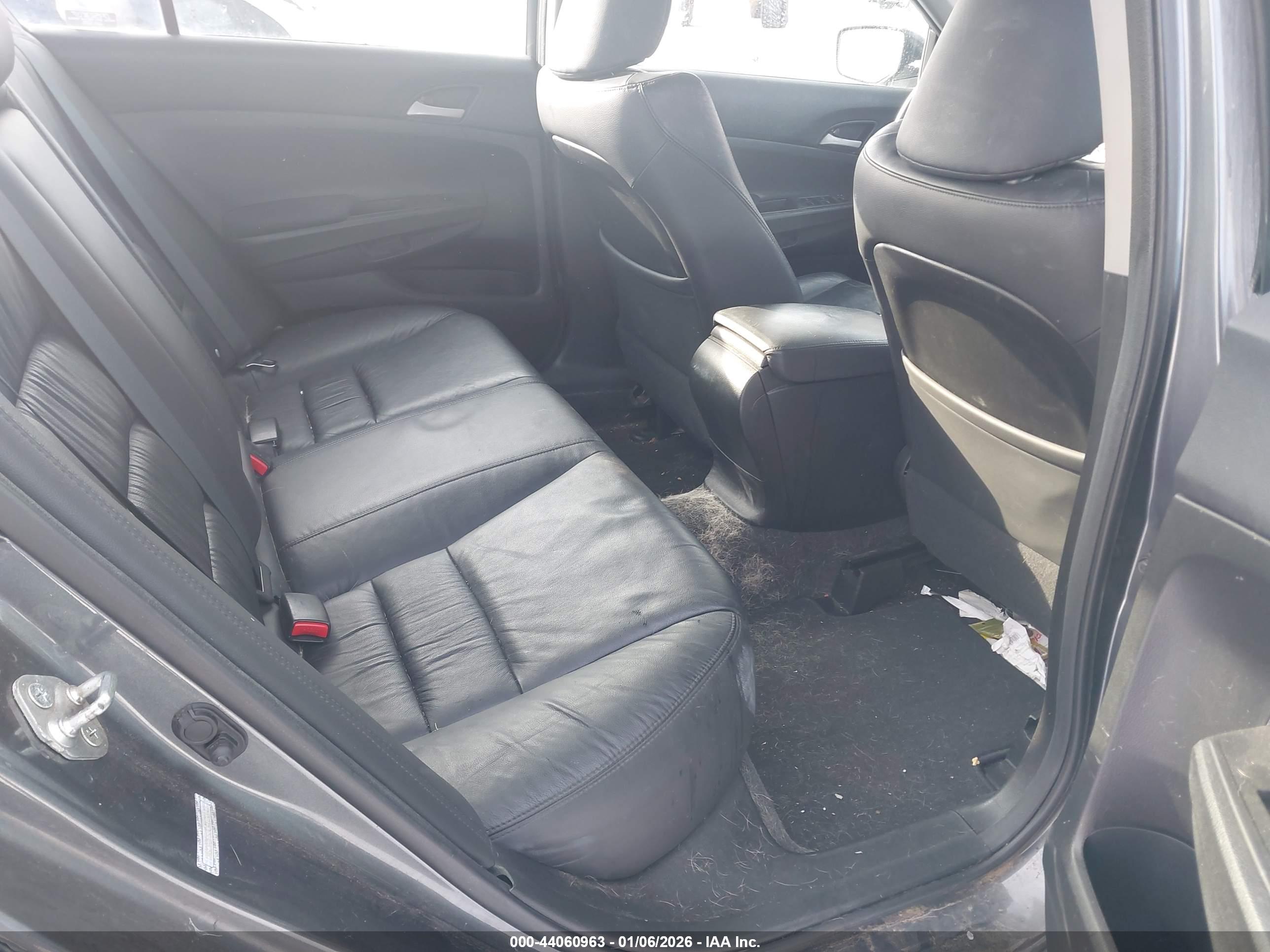 HONDA ACCORD image 8