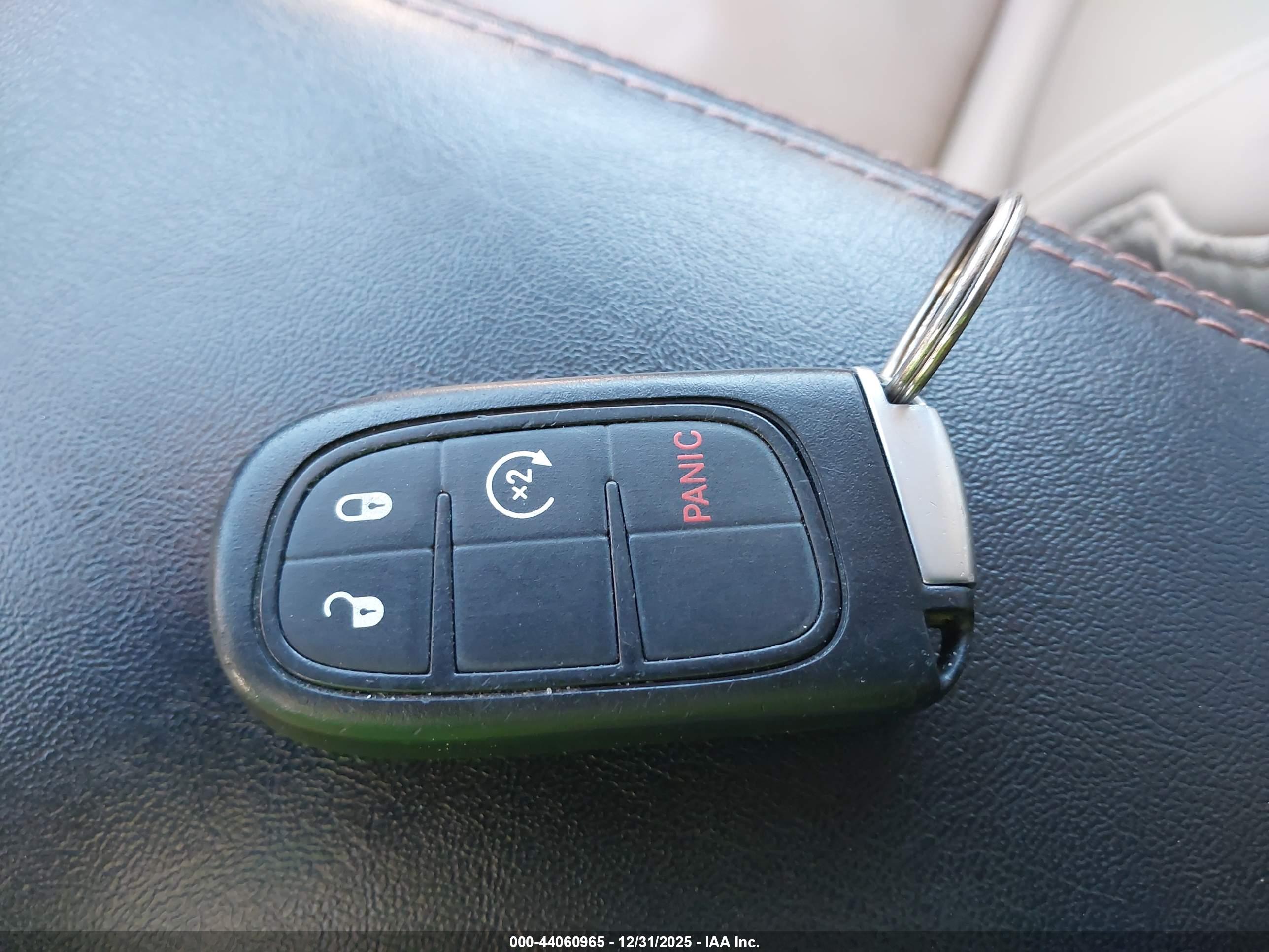 JEEP CHEROKEE image 11