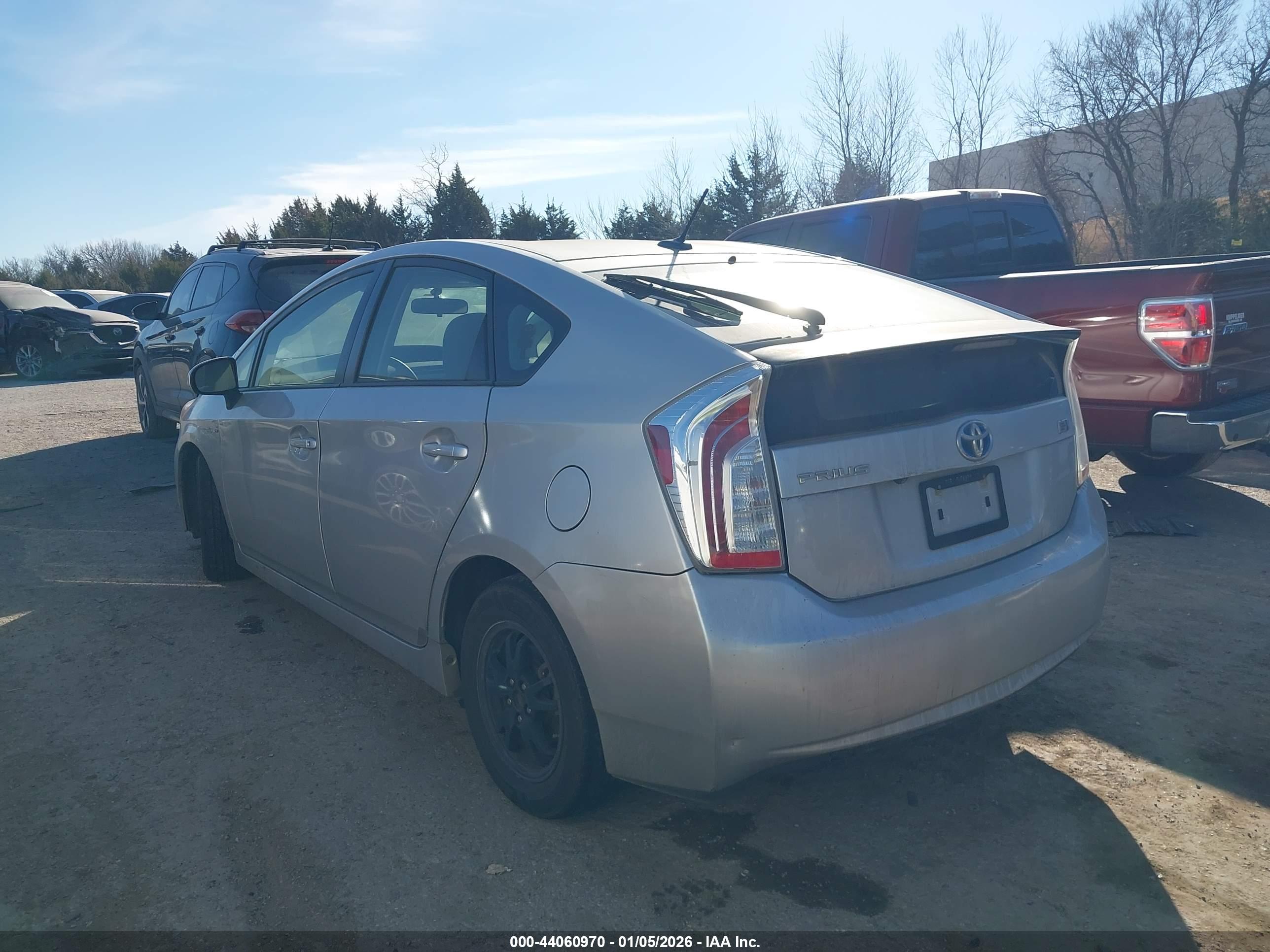 TOYOTA PRIUS image 3