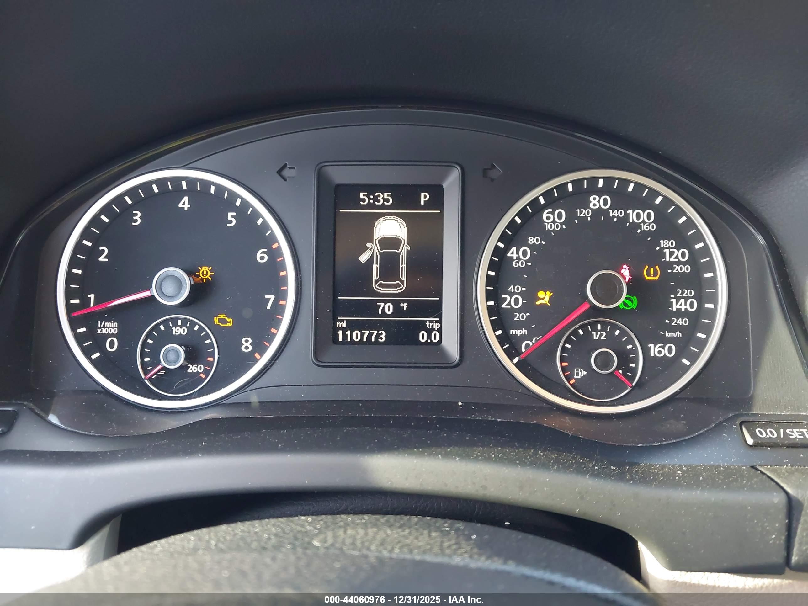 VOLKSWAGEN TIGUAN image 7