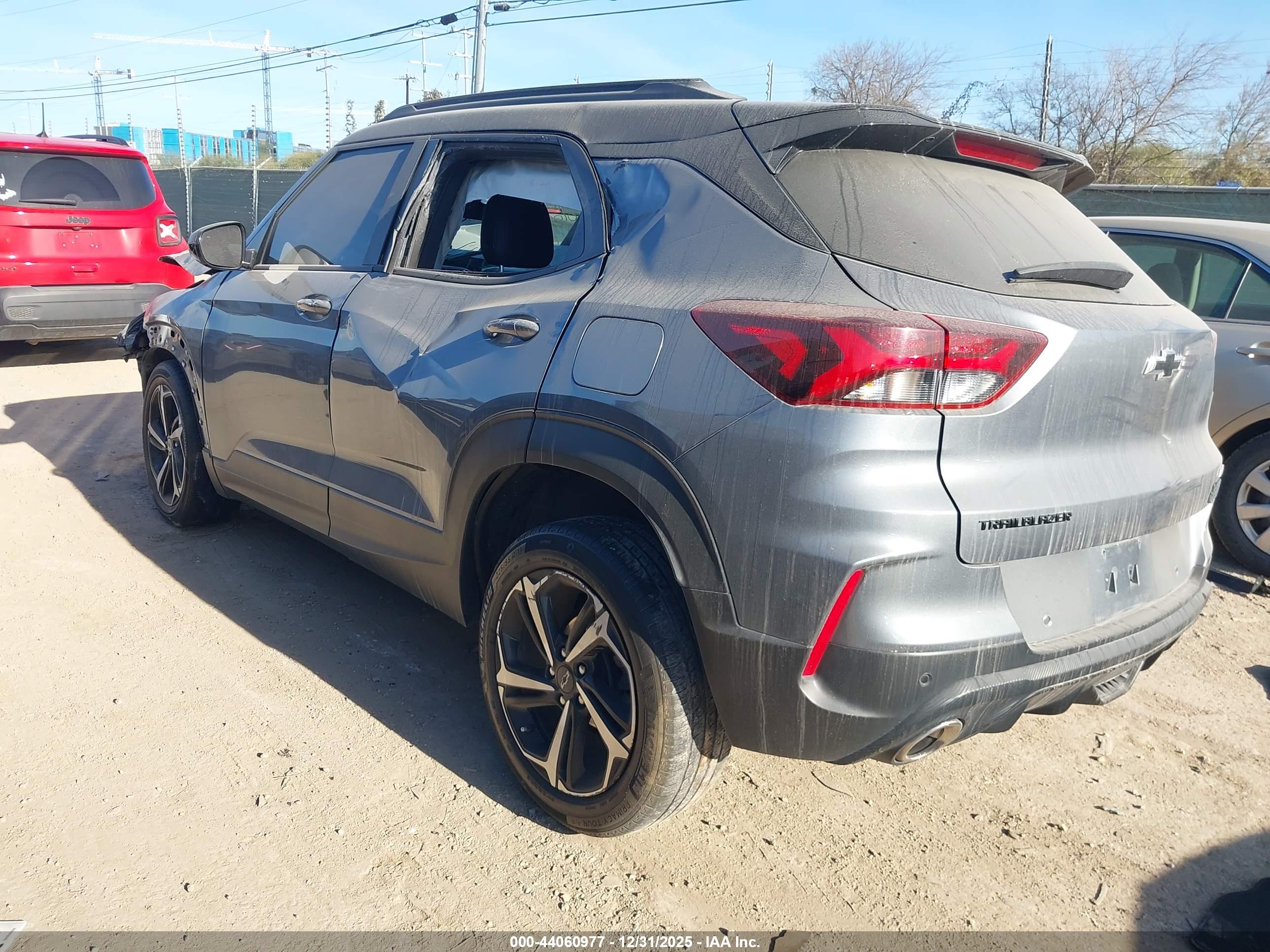 CHEVROLET TRAILBLAZER image 3